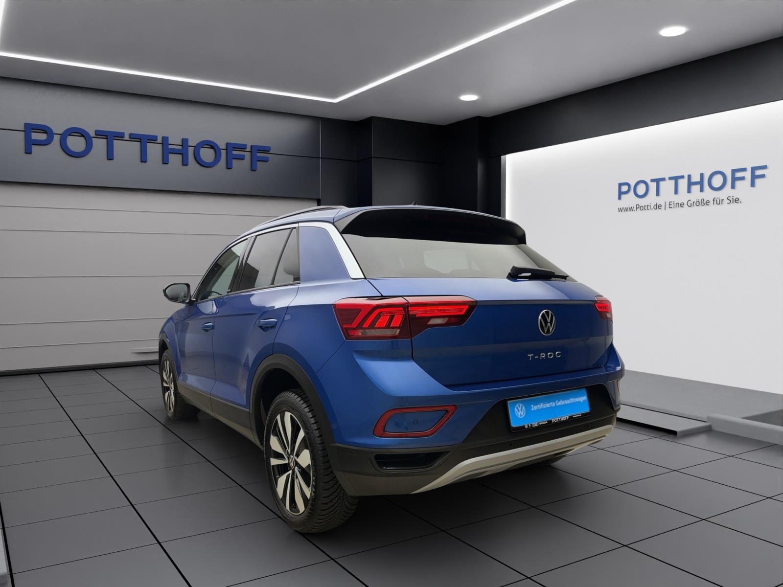 Volkswagen T-Roc 1.5 TSI DSG MoveStandhzg ACC AppConnect PDC LED+ Navi