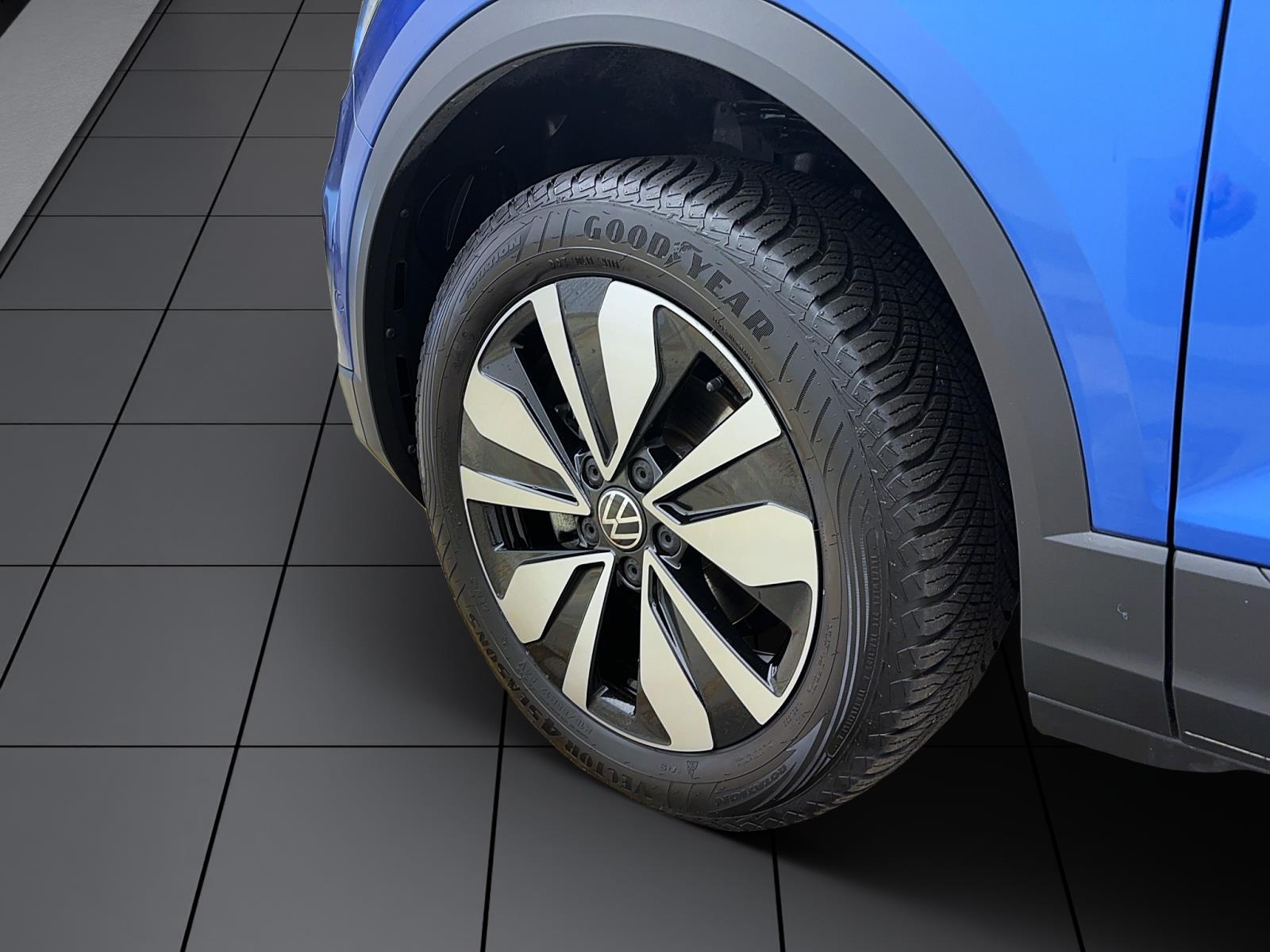 Volkswagen T-Roc 1.5 TSI DSG MoveStandhzg ACC AppConnect PDC LED+ Navi