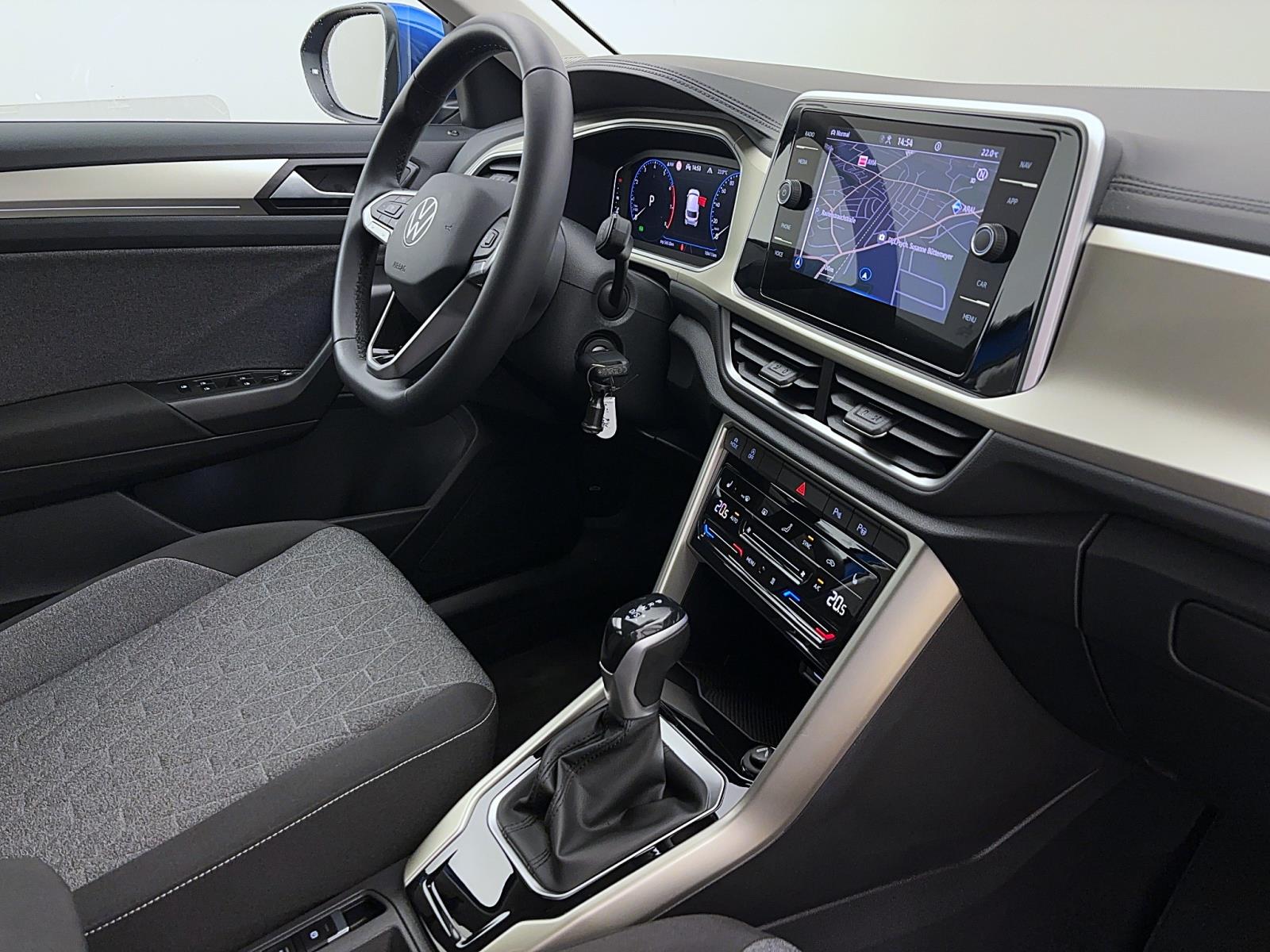 Volkswagen T-Roc 1.5 TSI DSG MoveStandhzg ACC AppConnect PDC LED+ Navi