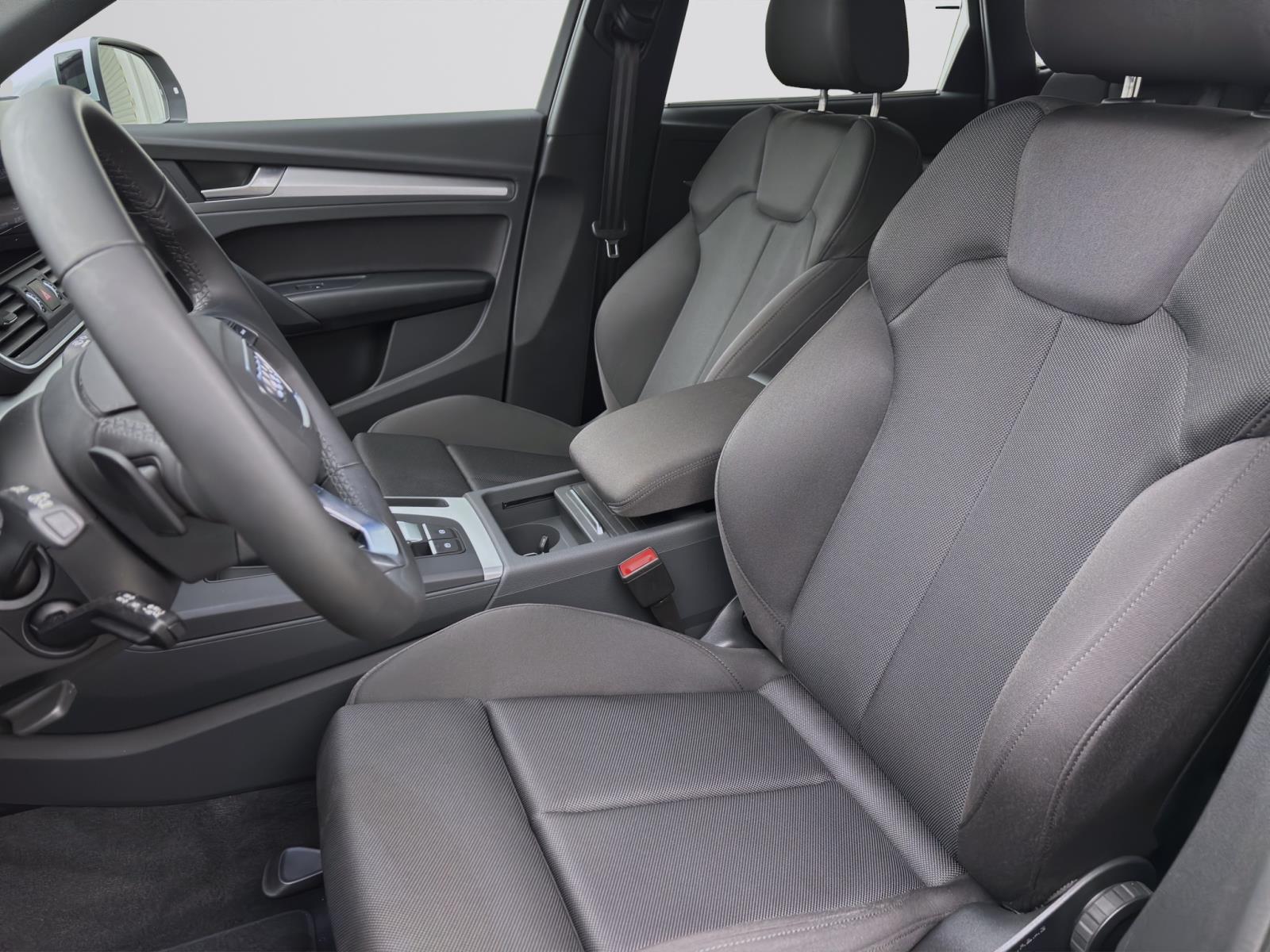 Audi Q5 40 TFSI Q NAVI ACC KAMERA LED SITZHZG PDC