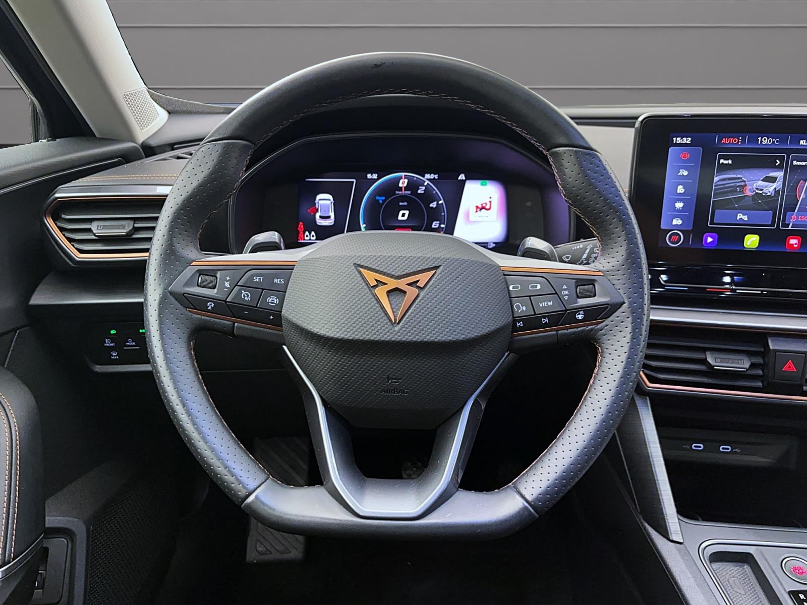 Cupra Formentor 1.4 TSI e-Hybrid DSG LED ACC Dyn.Blinker FrontAssist