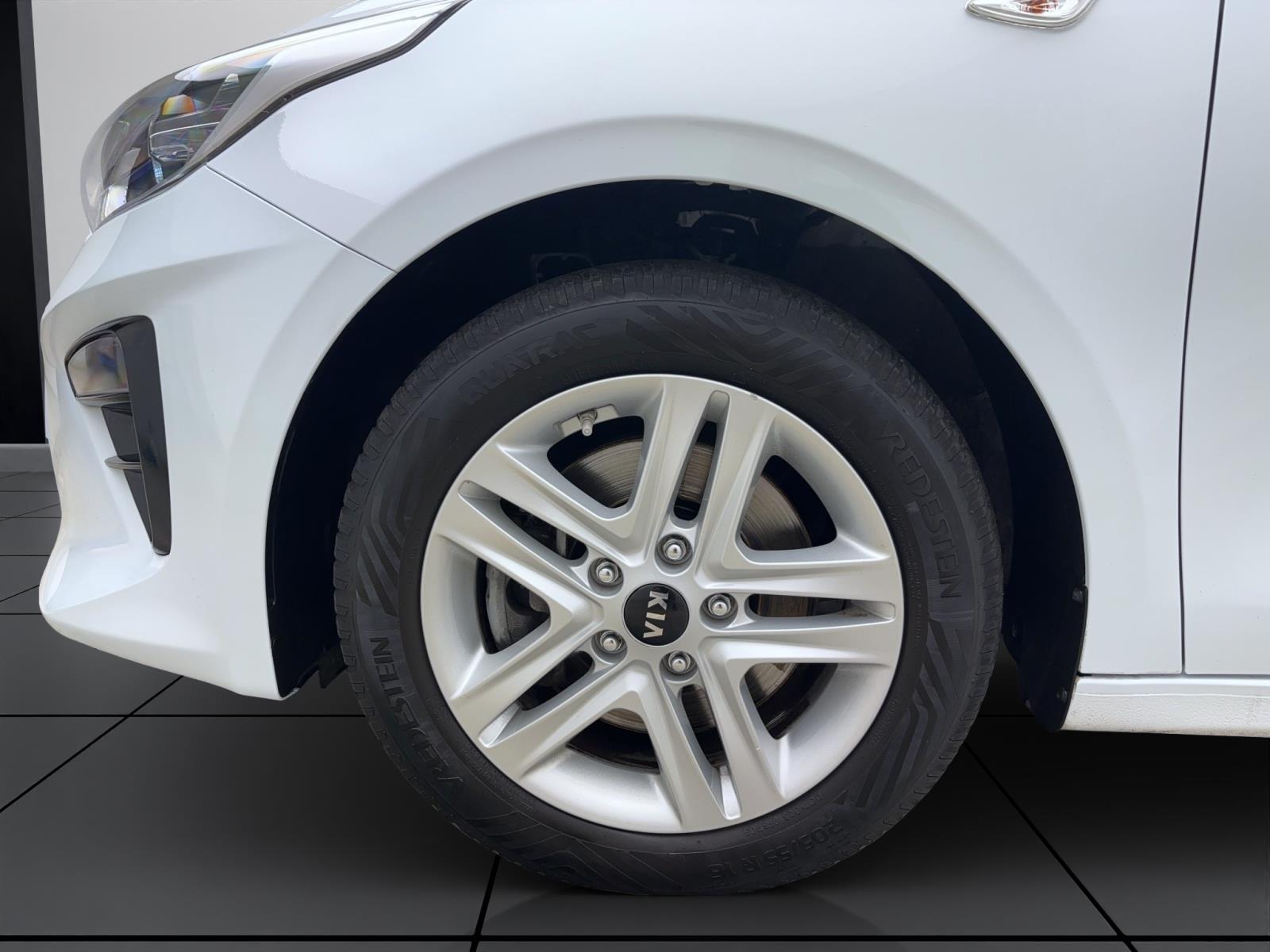 Kia Ceed Sportswagon 1.4 T-GDI DCT Vision PDC Kamera Navi Winter Tempo
