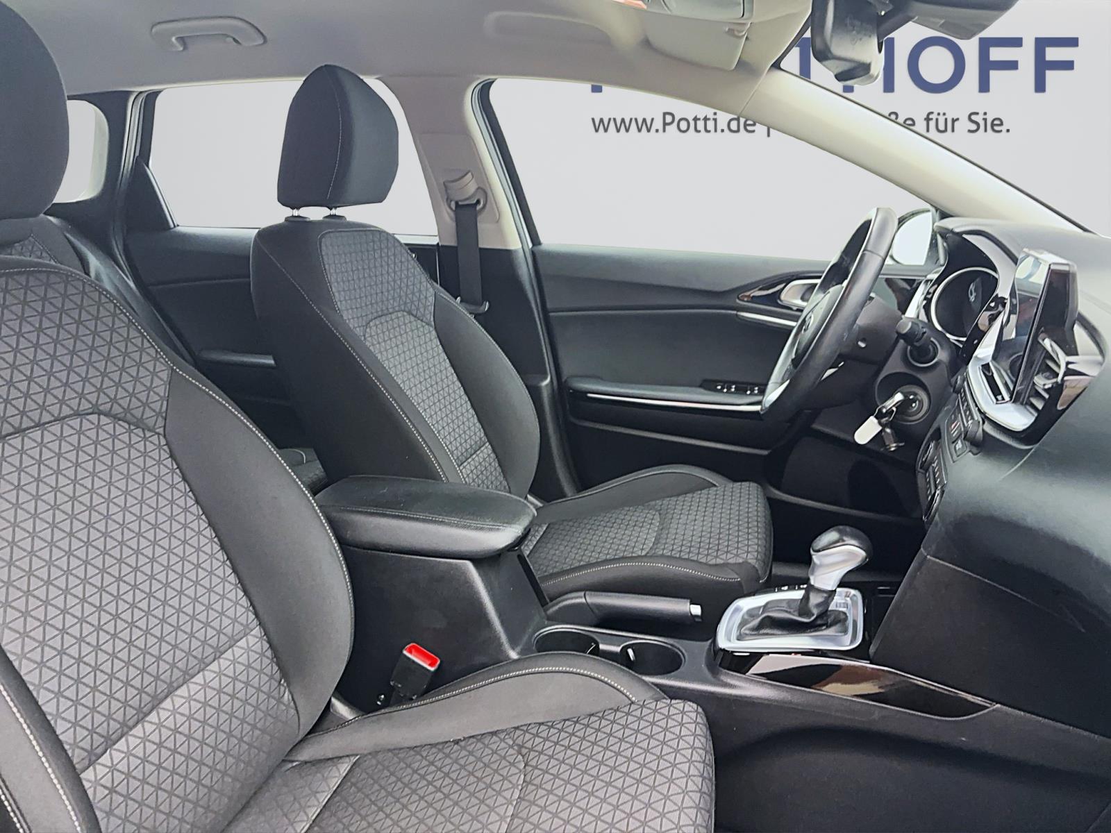 Kia Ceed Sportswagon 1.4 T-GDI DCT Vision PDC Kamera Navi Winter Tempo