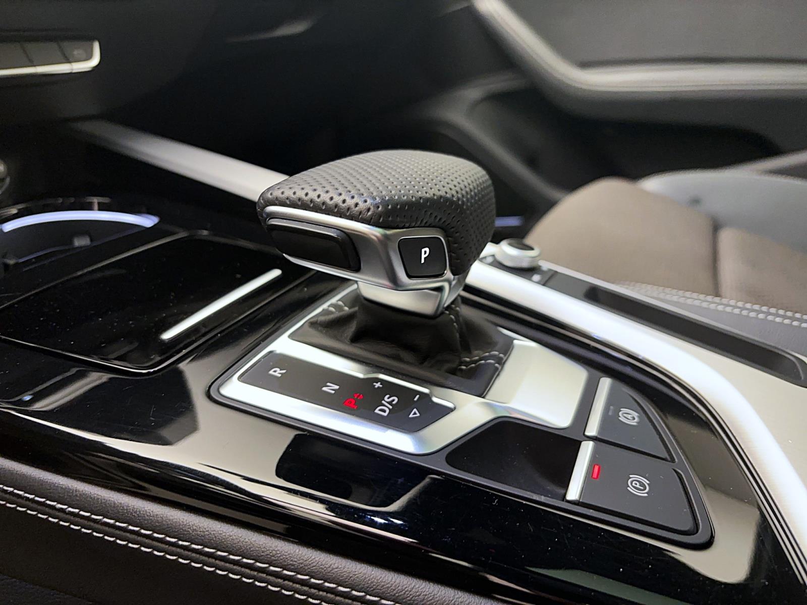 Audi A4 Avant 40 TDI S LINE PANO NAVI ACC MATRIX B&O