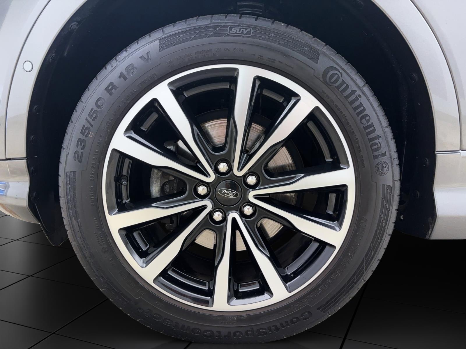 Ford Kuga 1.5 EcoBoost ST-LineParkAssist BiXenon Navi Winter Keyless