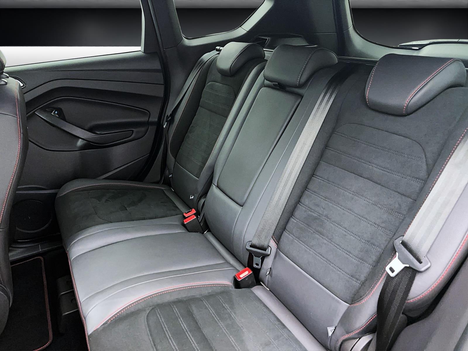 Ford Kuga 1.5 EcoBoost ST-LineParkAssist BiXenon Navi Winter Keyless