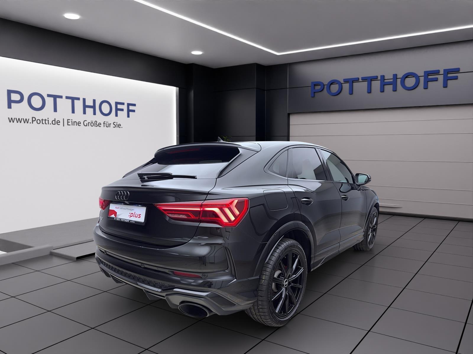 Audi RS Q3 Sportback Pano AHK ACC Kamera Matrix Navi Sonos