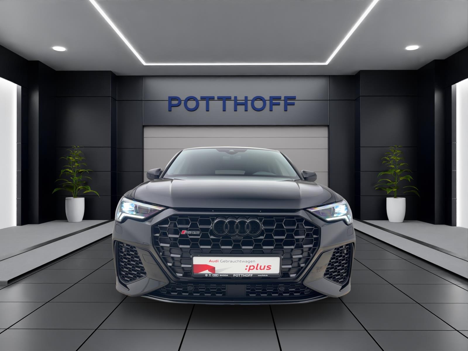 Audi RS Q3 Sportback Pano AHK ACC Kamera Matrix Navi Sonos