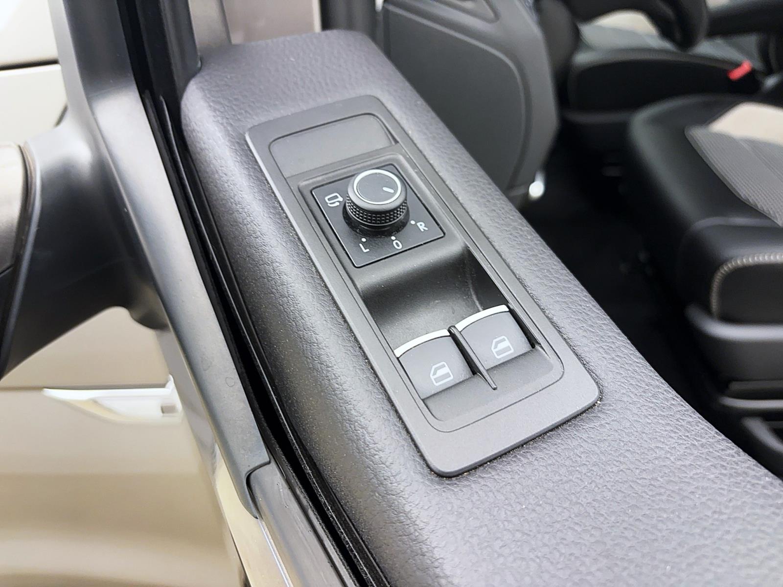 Volkswagen T6 Multivan Panamericana 2,0 DSG TDI Navi/AHK/Standheizung