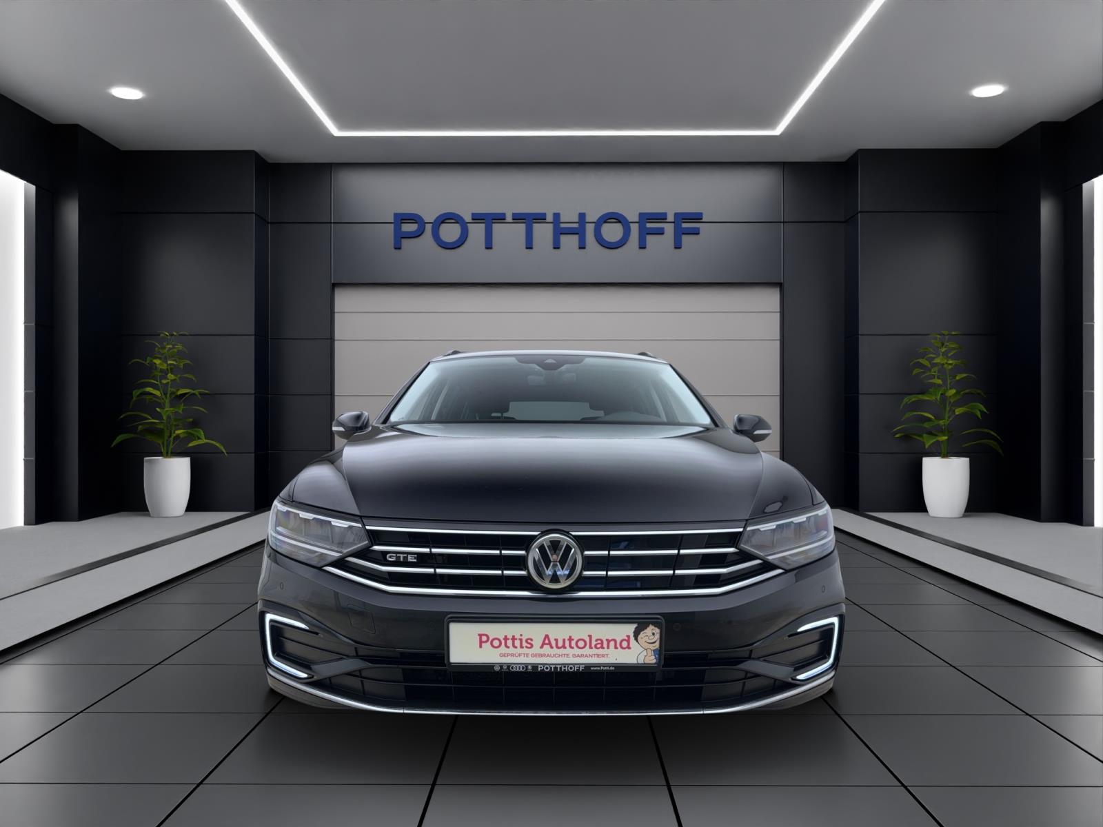 Volkswagen Passat Variant 1.4 TSI eHybrid DSG GTE AHK ACC ParkAssist Kamera LED Dynaudio