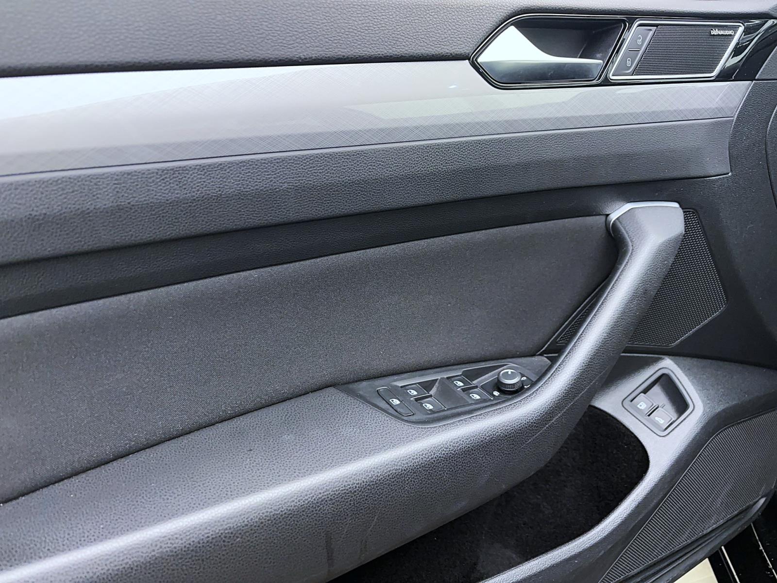 Volkswagen Passat Variant 1.4 TSI eHybrid DSG GTE AHK ACC ParkAssist Kamera LED Dynaudio