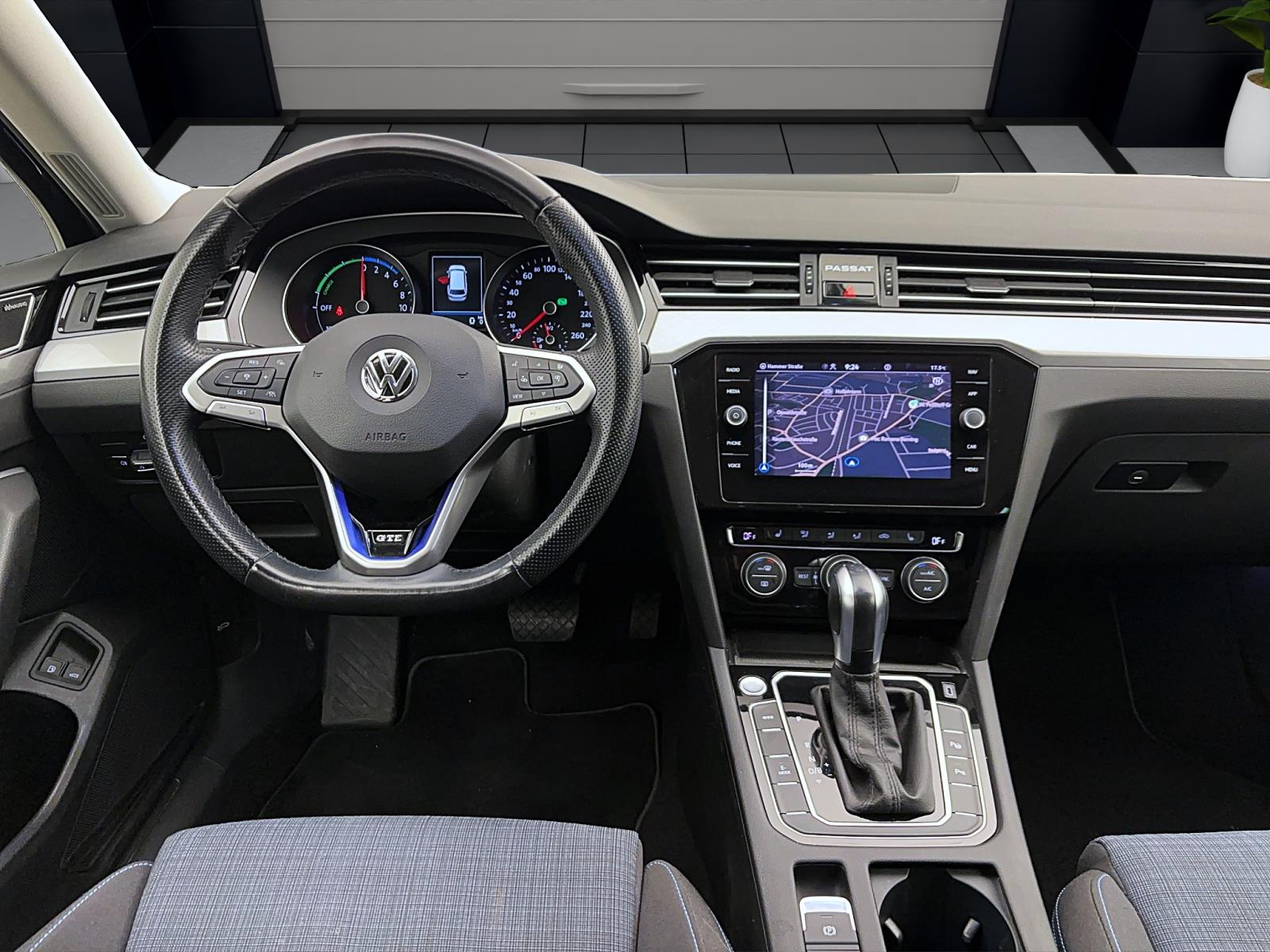 Volkswagen Passat Variant 1.4 TSI eHybrid DSG GTE AHK ACC ParkAssist Kamera LED Dynaudio