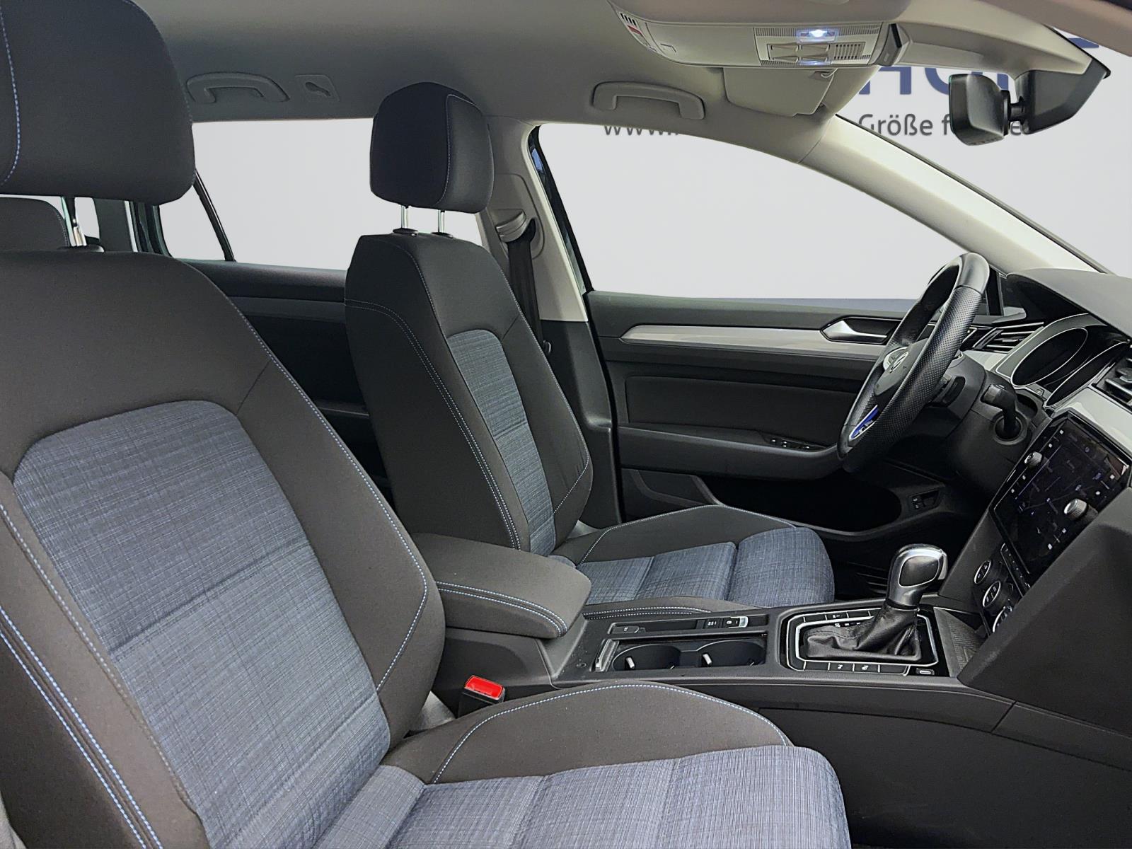 Volkswagen Passat Variant 1.4 TSI eHybrid DSG GTE AHK ACC ParkAssist Kamera LED Dynaudio
