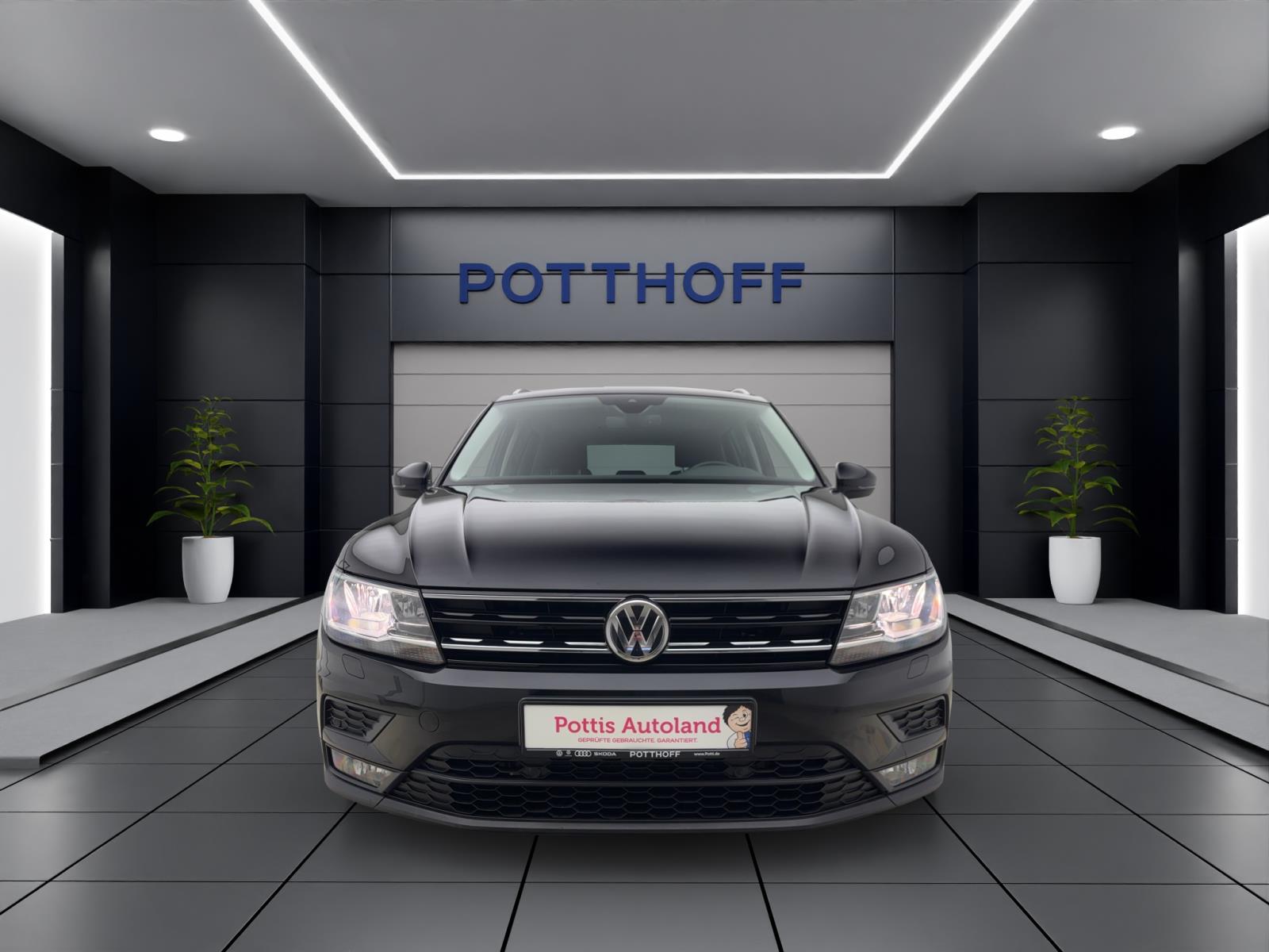 Volkswagen Tiguan 1.5 TSI IQ.DriveAHK ACC ParkAssist Navi AppConnect
