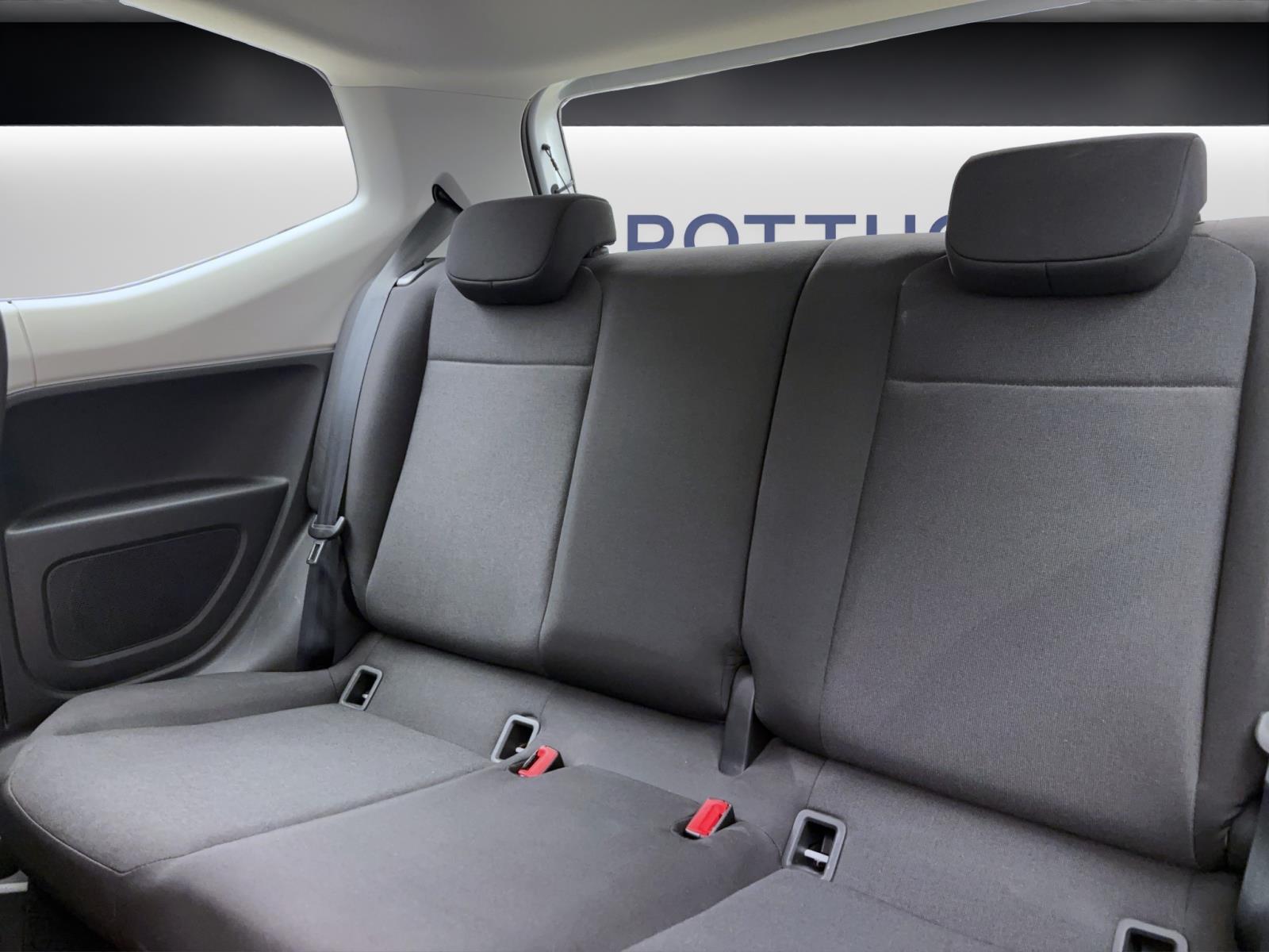 Volkswagen up! 1.0 MPI move PDC KAMERA GRA WINTER