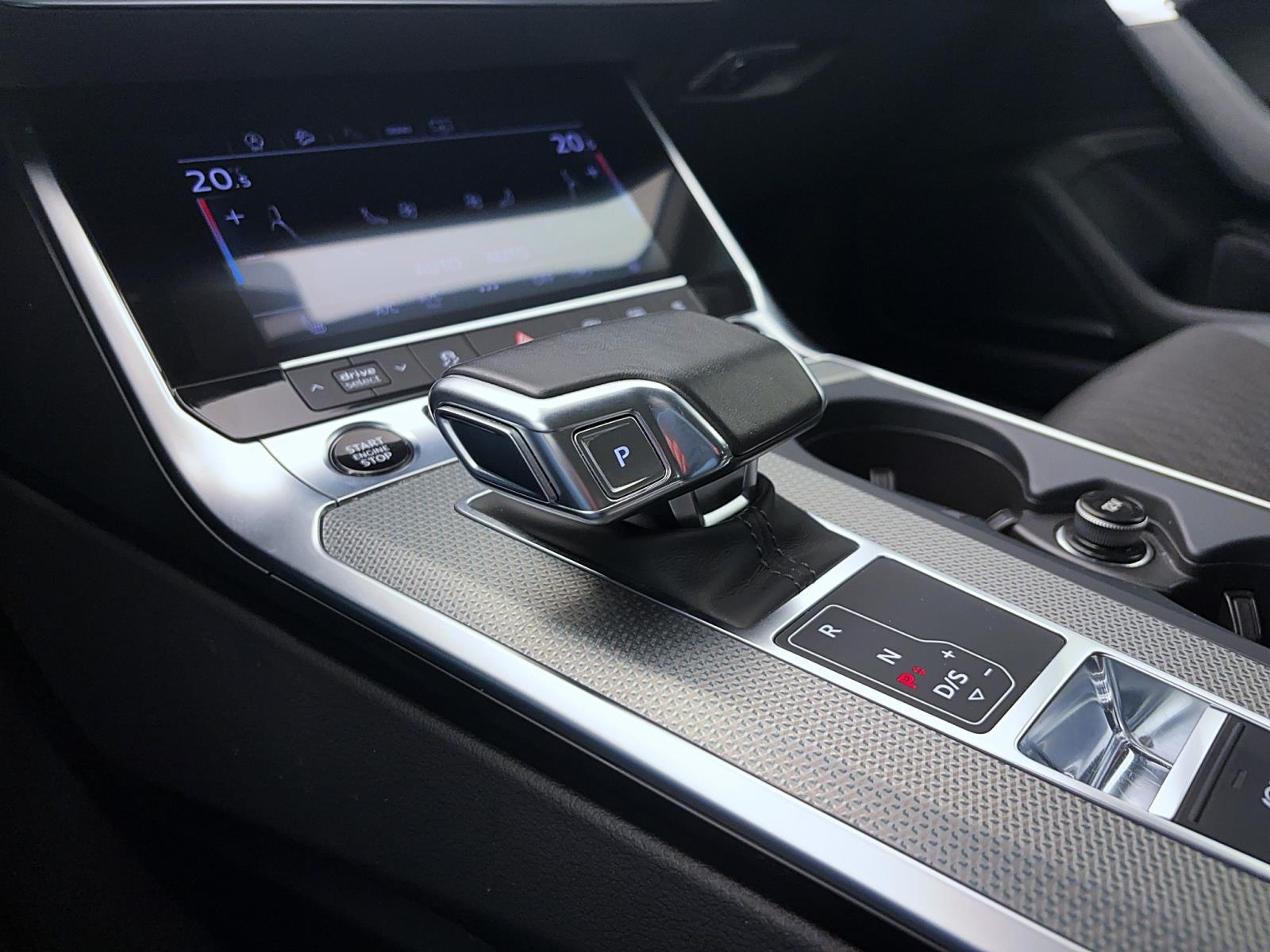 Audi A6 allroad 45 TDI q Standhzg AHK PDC Kamera LED B&O