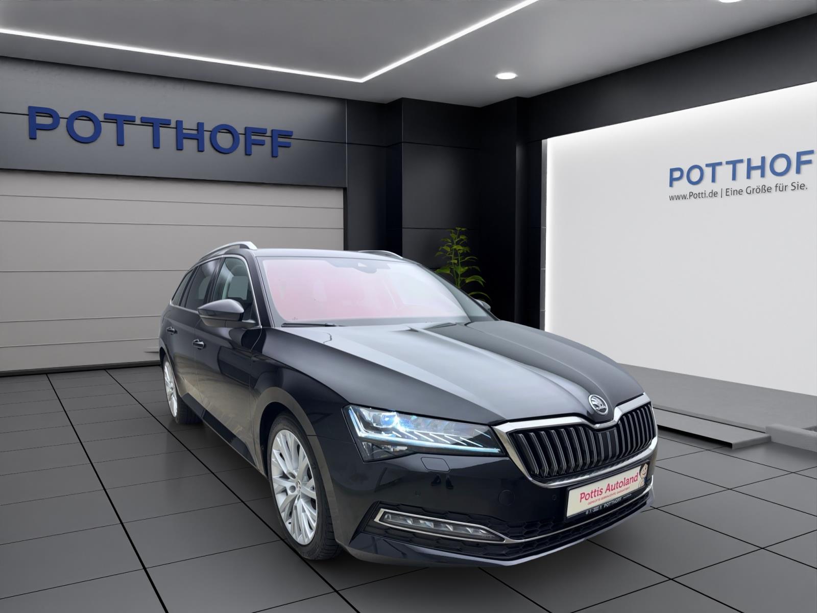 Skoda Superb Combi 2.0 TDI DSG Premium EditionPano AHK ACC PDC Kamera LED Canton