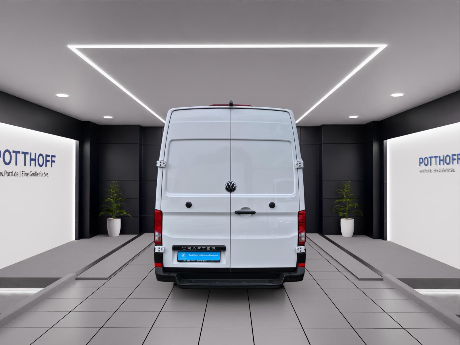 Bild 2: Volkswagen Crafter 35 Kasten 2.0 TDI LANG HOCHDACH FWD KAMERA GRA PDC