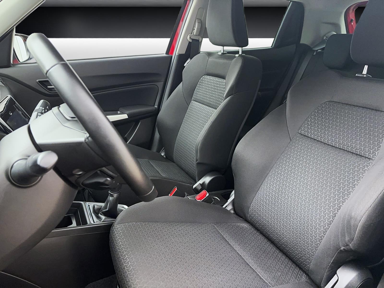 Suzuki Swift 1.2 Dualjet ComfortACC PDC Kamera LED Sitzhzg Keyless