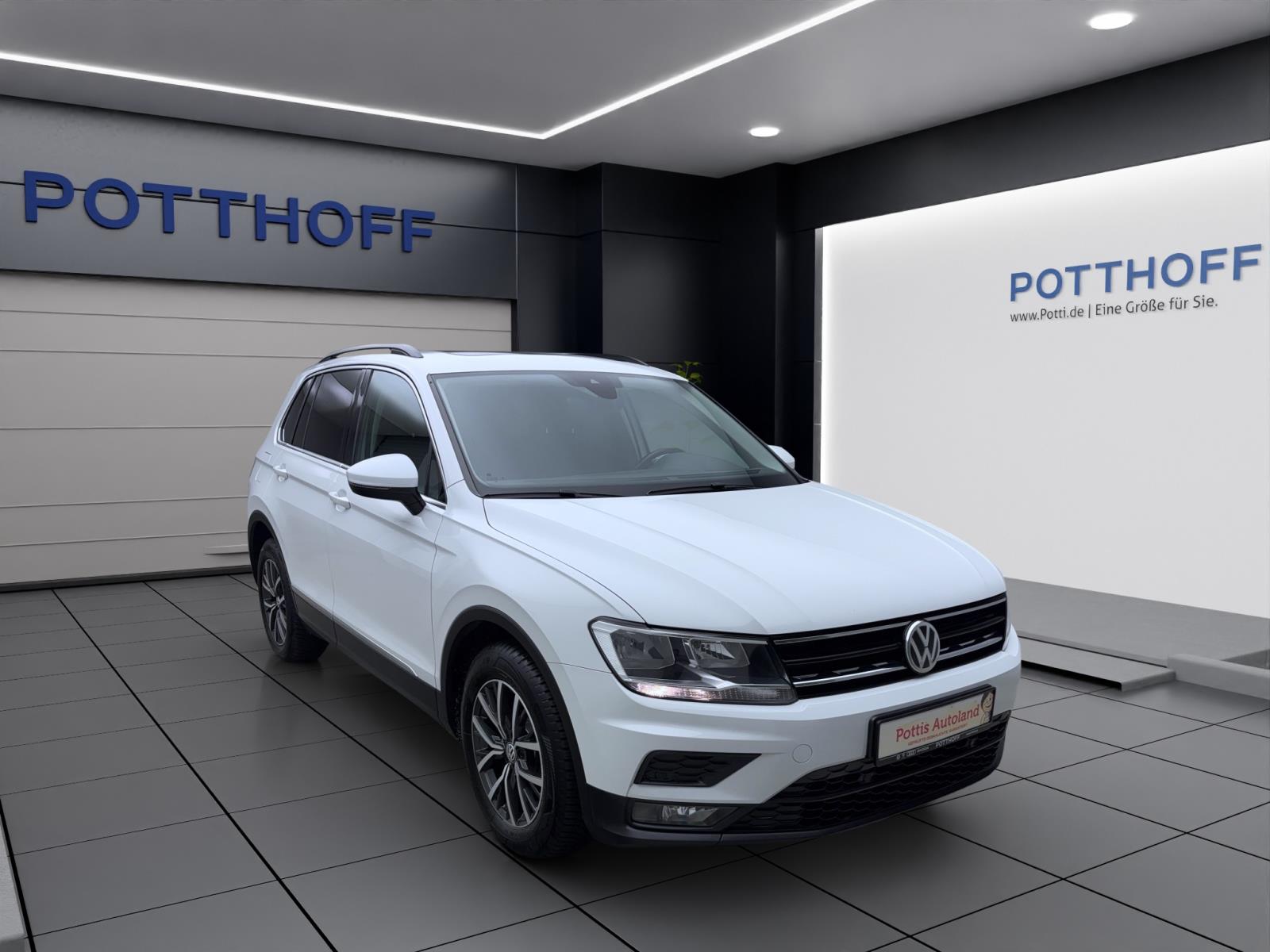 Volkswagen Tiguan 2.0 TDI DSG ComfortlinePano AHK PDC Klima