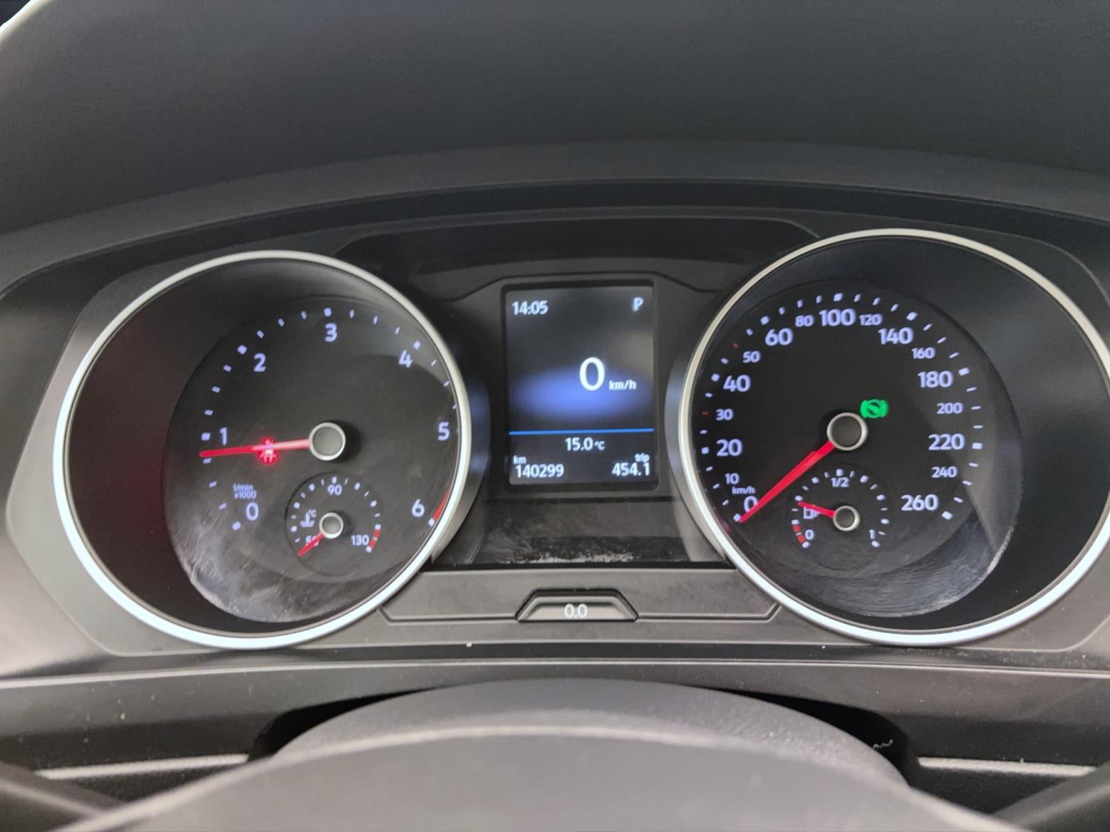 Volkswagen Tiguan 2.0 TDI DSG ComfortlinePano AHK PDC Klima