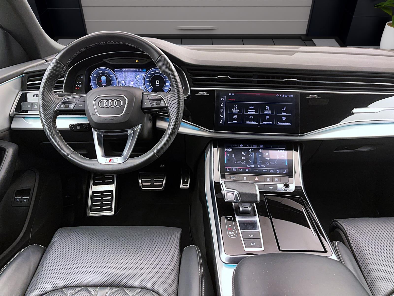 Audi Q8 55 TFSIe q S Line Black AHK ACC ParkAssist 360° Matrix Navi Luft
