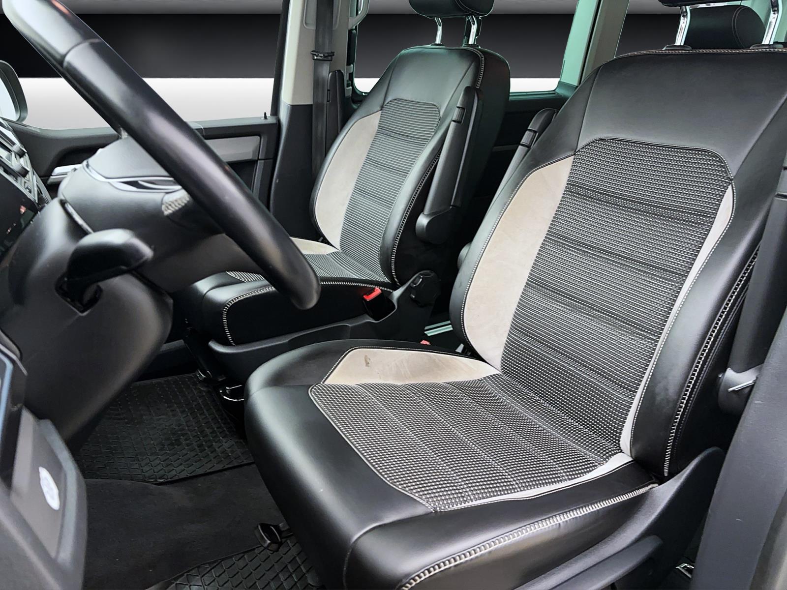 Volkswagen T6 Multivan Panamericana 4M 2,0 DSG TDI /AHK/Navi
