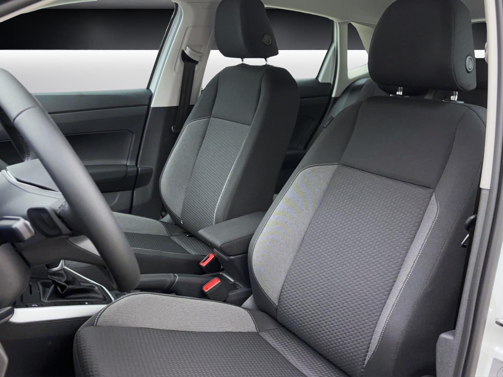 Volkswagen Polo 1.0 TSI DSG LIFE LED SITZHZG LANEASSIST