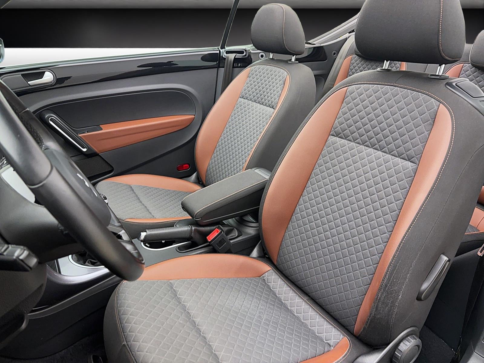 Volkswagen Beetle Cabriolet 1.2 TSI ALLSTAR NAVI KAMERA PDC SITZHZG