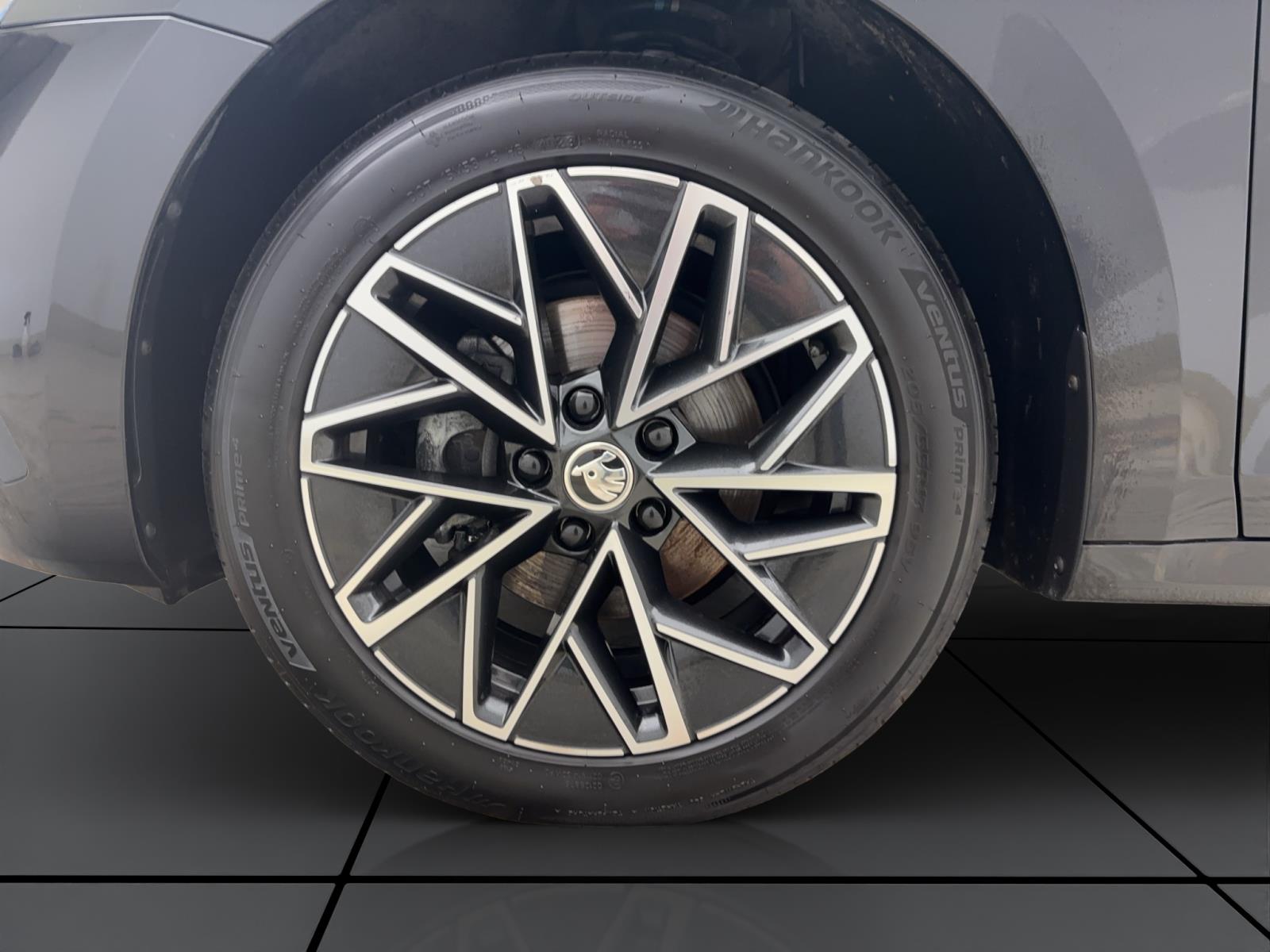 Skoda Octavia Combi 2.0 TDI DSG CleverACC PDC Kamera LED Navi SmartLink