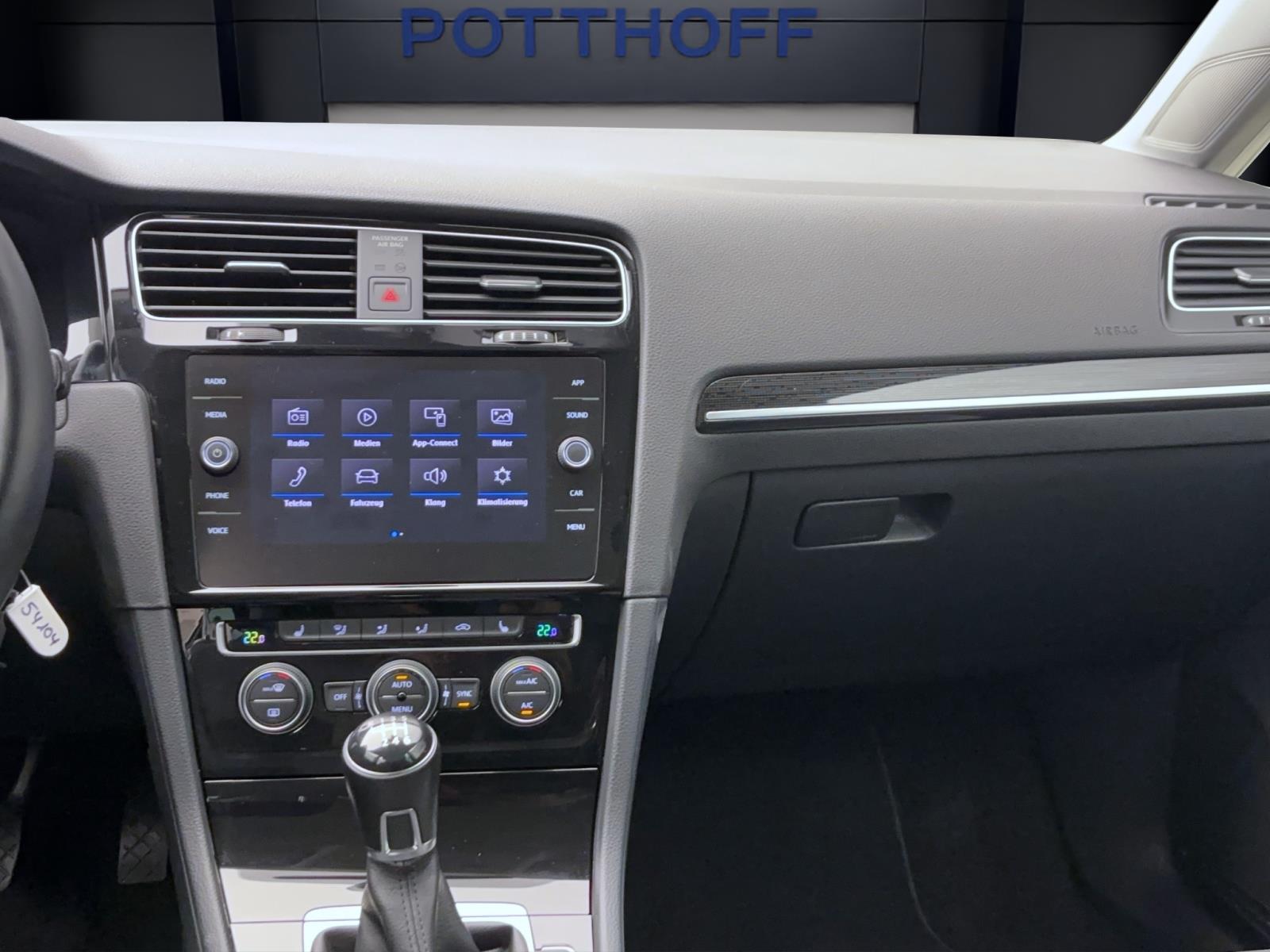 Volkswagen Golf Variant 7 VII 1.5 TSI Highline ACC PDC LED AppConnect Winter Klima