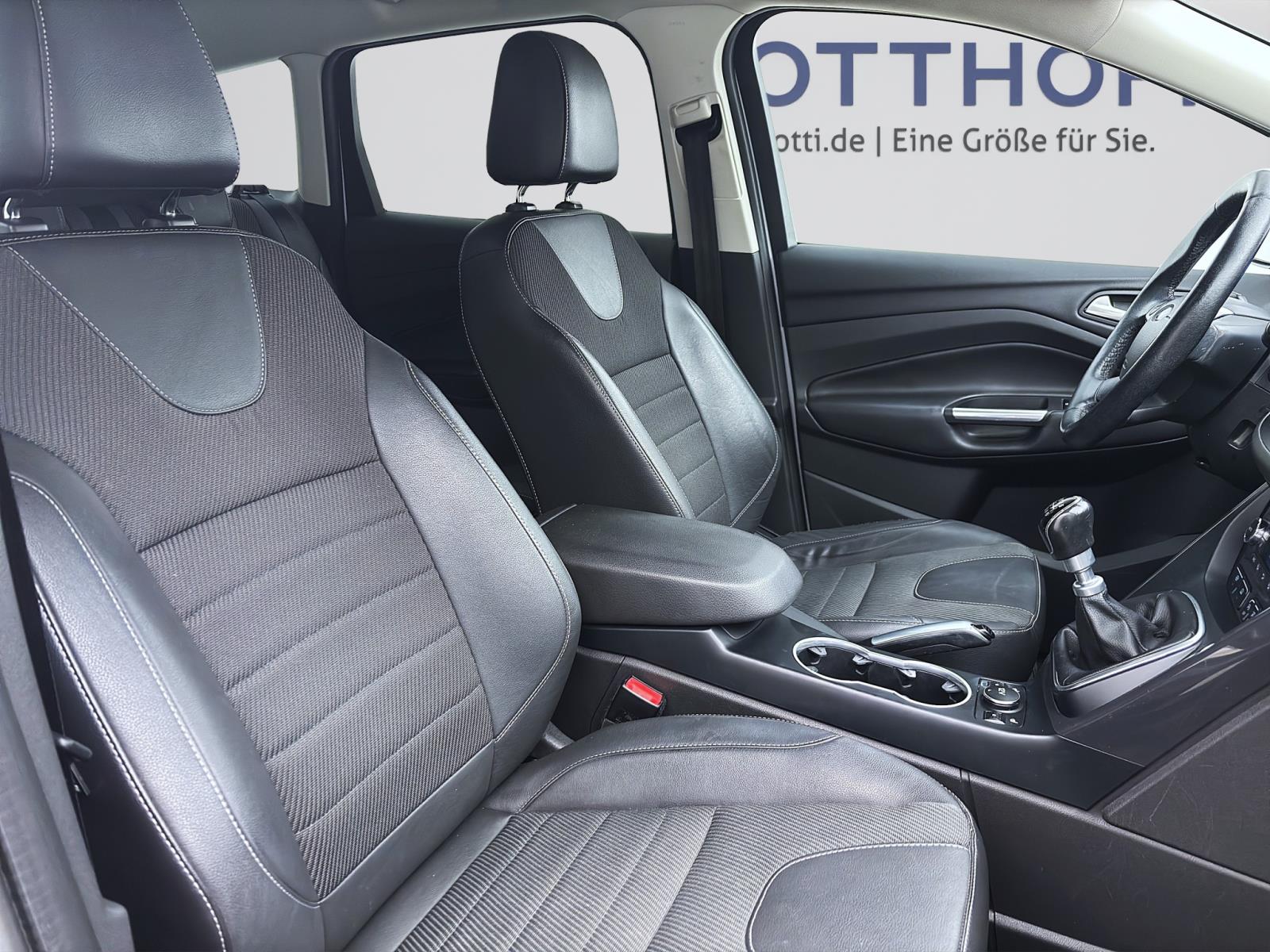 Ford Kuga 1.5 EcoBoost TitaniumPDC Winter Tempo Klima