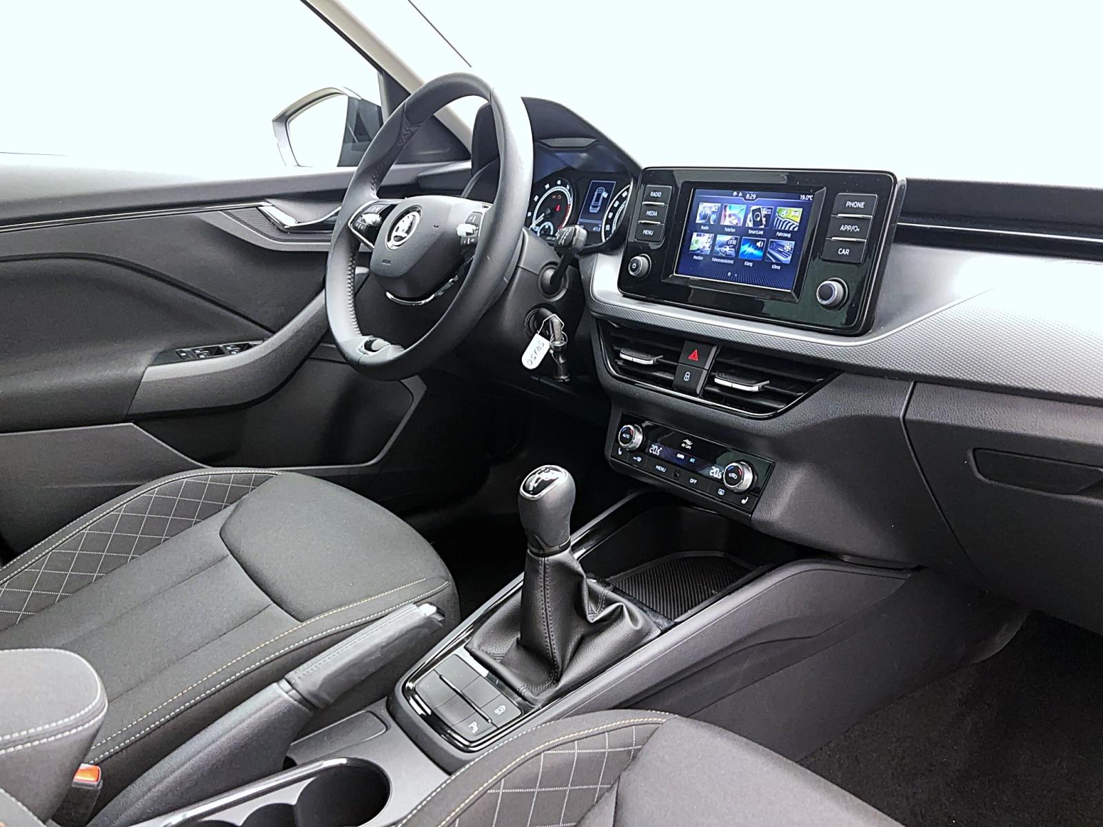 Skoda Kamiq 1.0 TSI AMBITION LED PDC CLIMATRONIC SITZHZG GRA