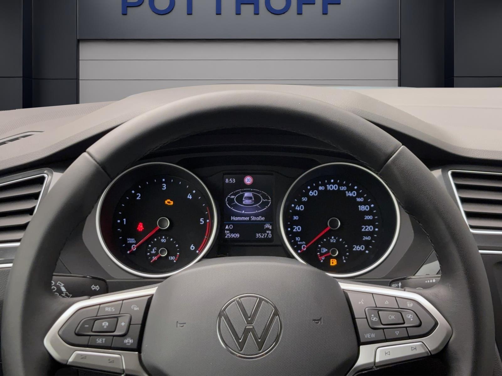 Volkswagen Tiguan 2.0 TDI Move AHK ACC PDC Kamera LED Navi Sitzhzg