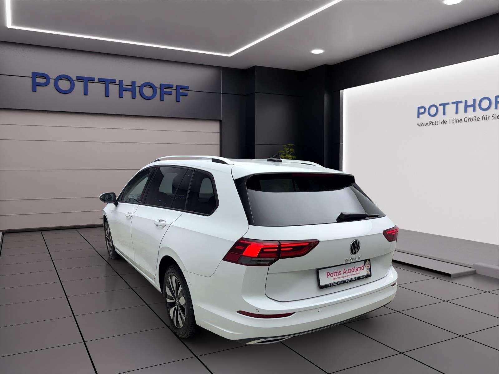 Volkswagen Golf Variant 8 2.0 TDI Move ACC ParkAssist LED Navi AppConnect