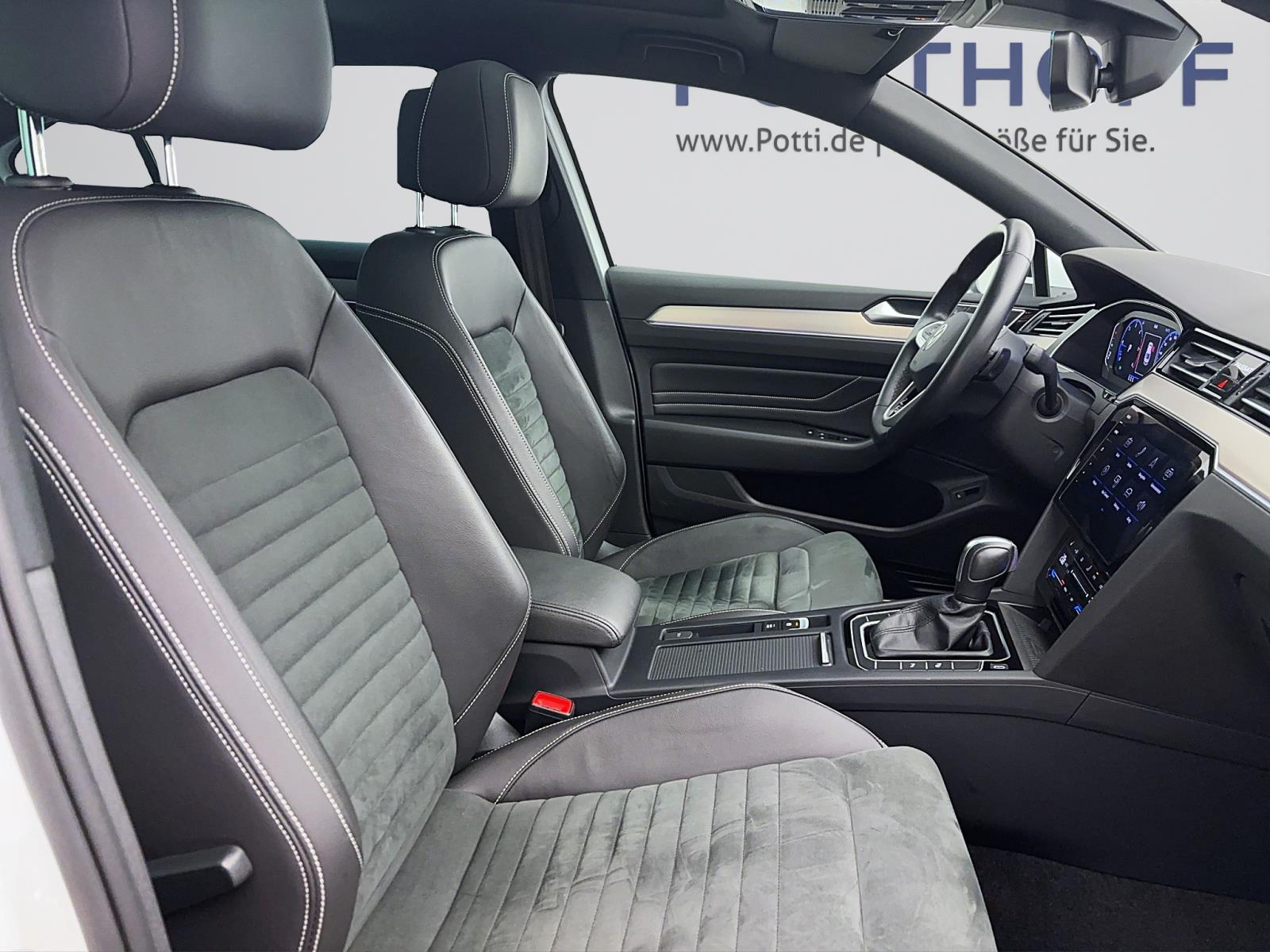 Volkswagen Passat 2.0 TDI DSG R-LinePano ACC ParkAssist IQ.Light AppConnect