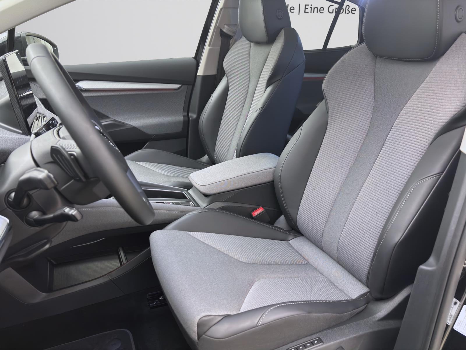 Skoda ENYAQ iV Coupe 85 PLUS AHK NAVI ACC MATRIX