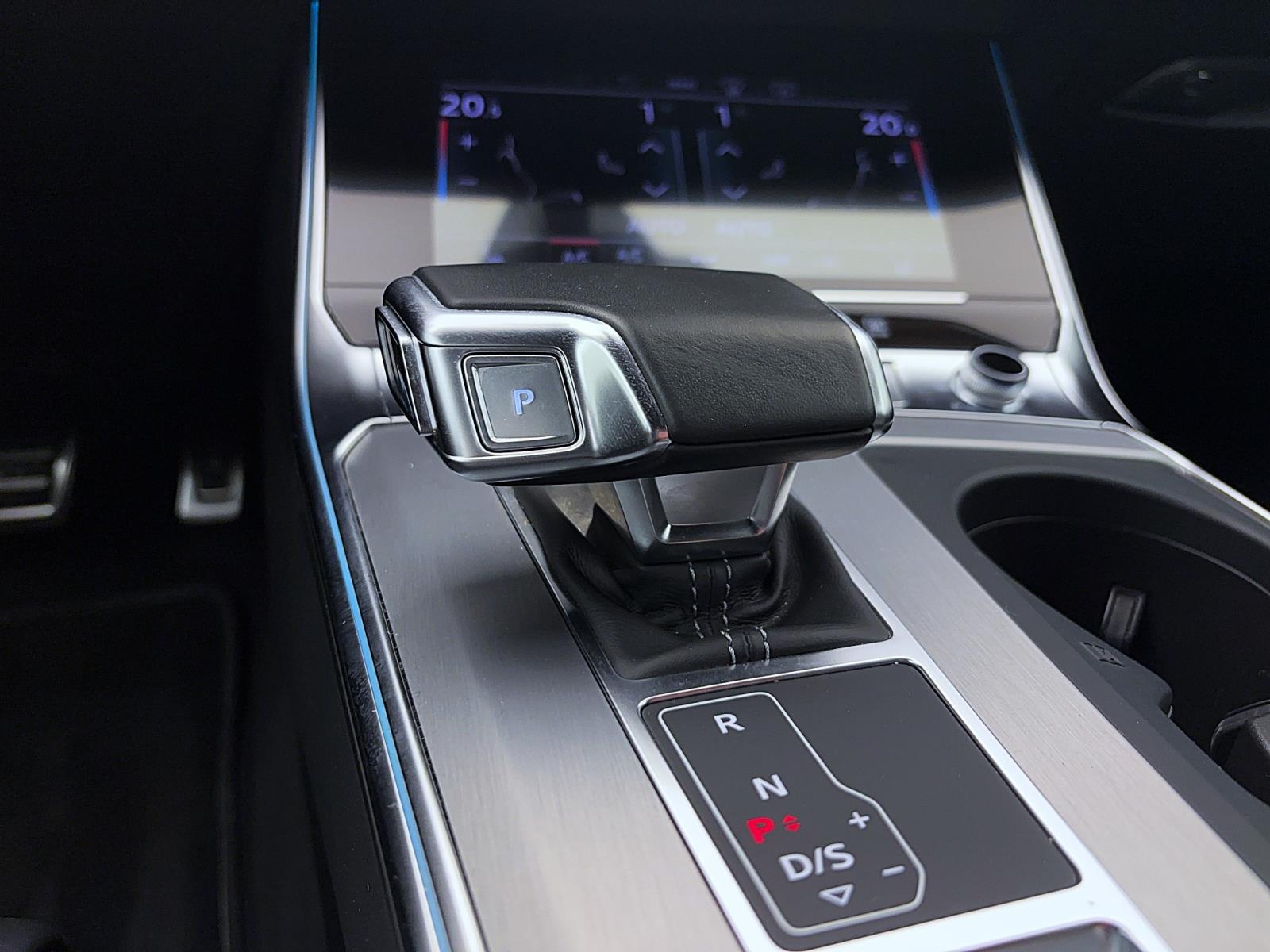 Audi A6 Avant 55 TFSIe q sport AHK ACC PDC Kamera Matrix B&O HUD