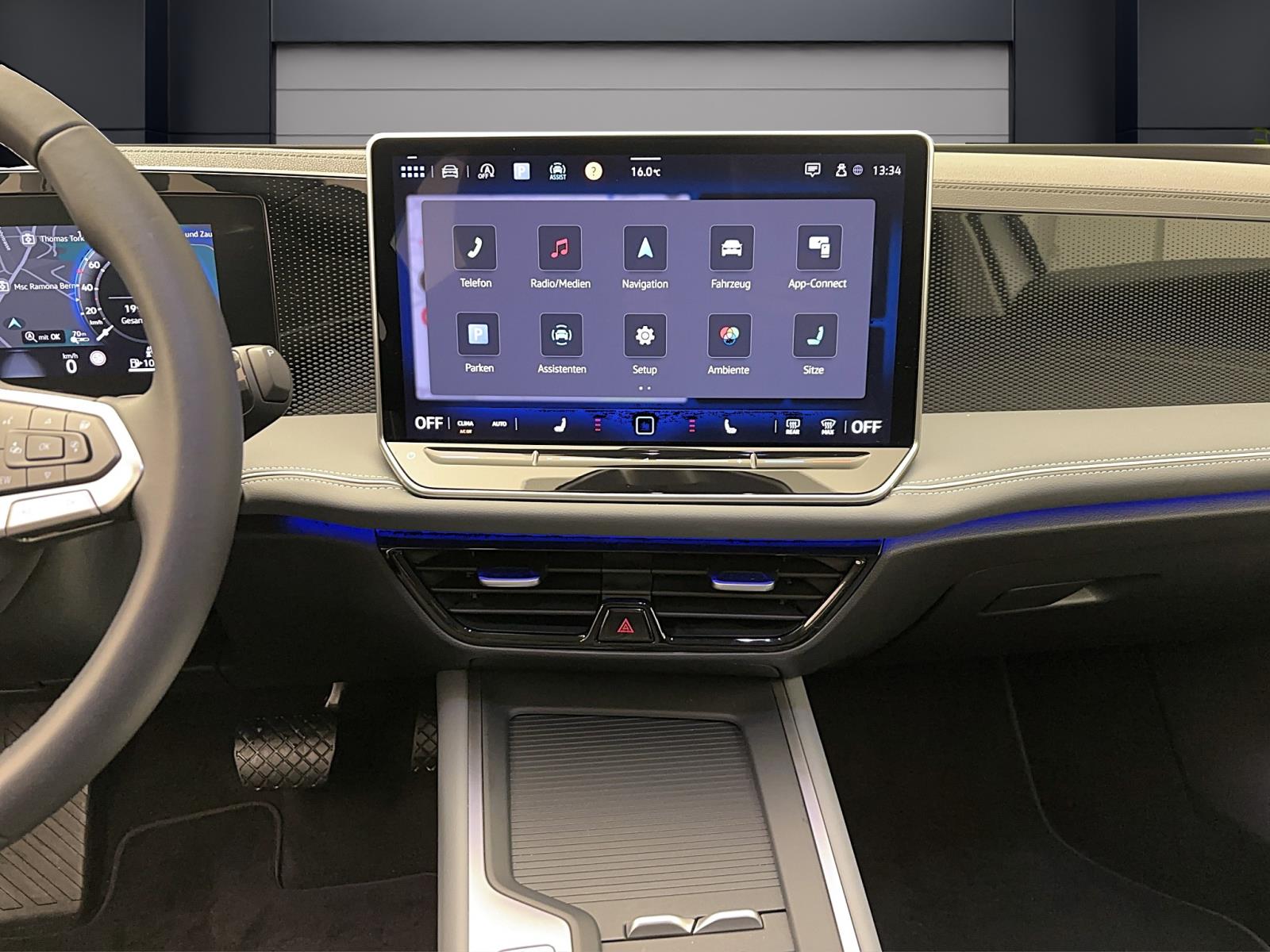 Volkswagen Passat Variant 1.5 eTSI DSG BUSINESS NAVI AHK KAMERA LED