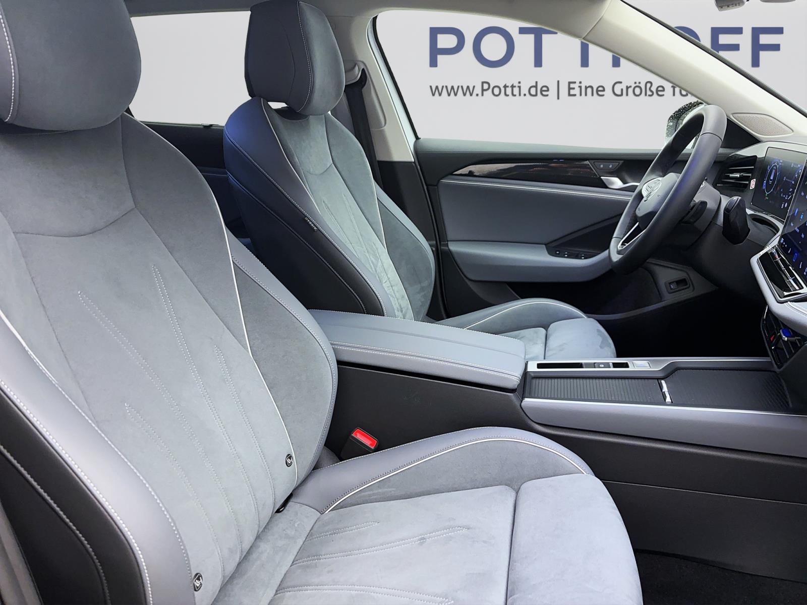Volkswagen Passat Variant 1.5 eTSI DSG BUSINESS NAVI AHK KAMERA LED