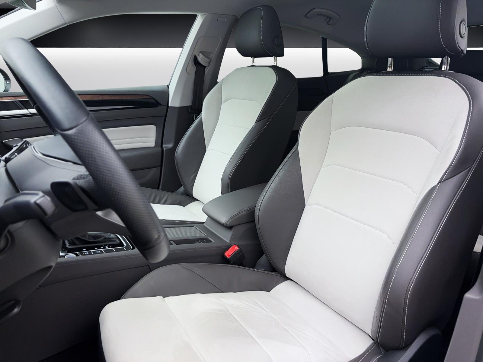 Volkswagen Arteon 2.0 TSI DSG EleganceNavi Pano AreaView TravelAssist Sitzhzg