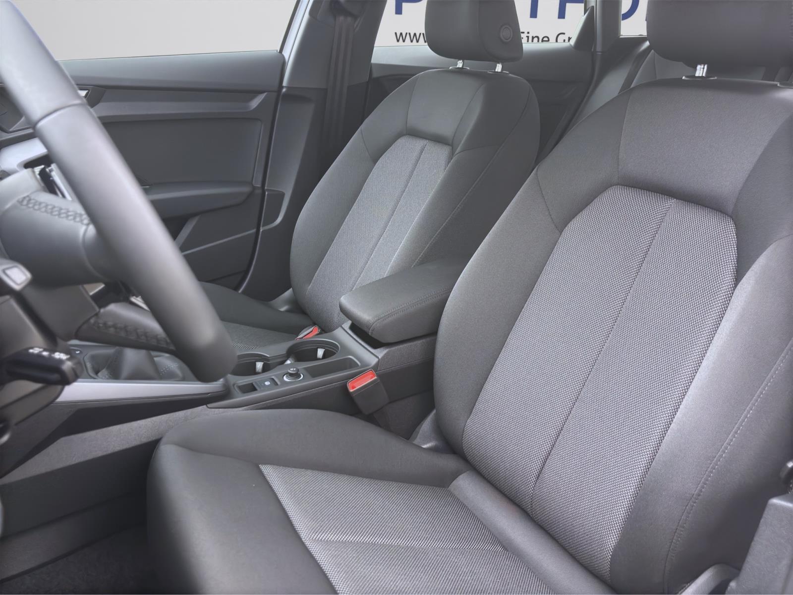 Audi A3 Sportback 30 TFSI BUSINESS SONOS HuD NAVI KAMERA