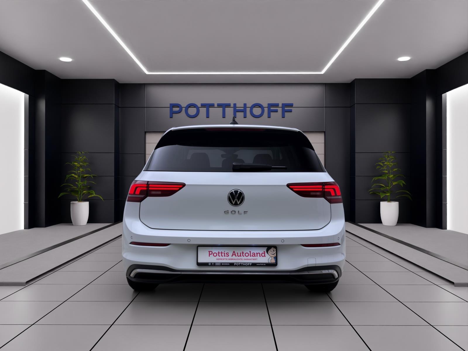 Volkswagen Golf 1.5 TSI GOAL NAVI KAMERA ACC LED