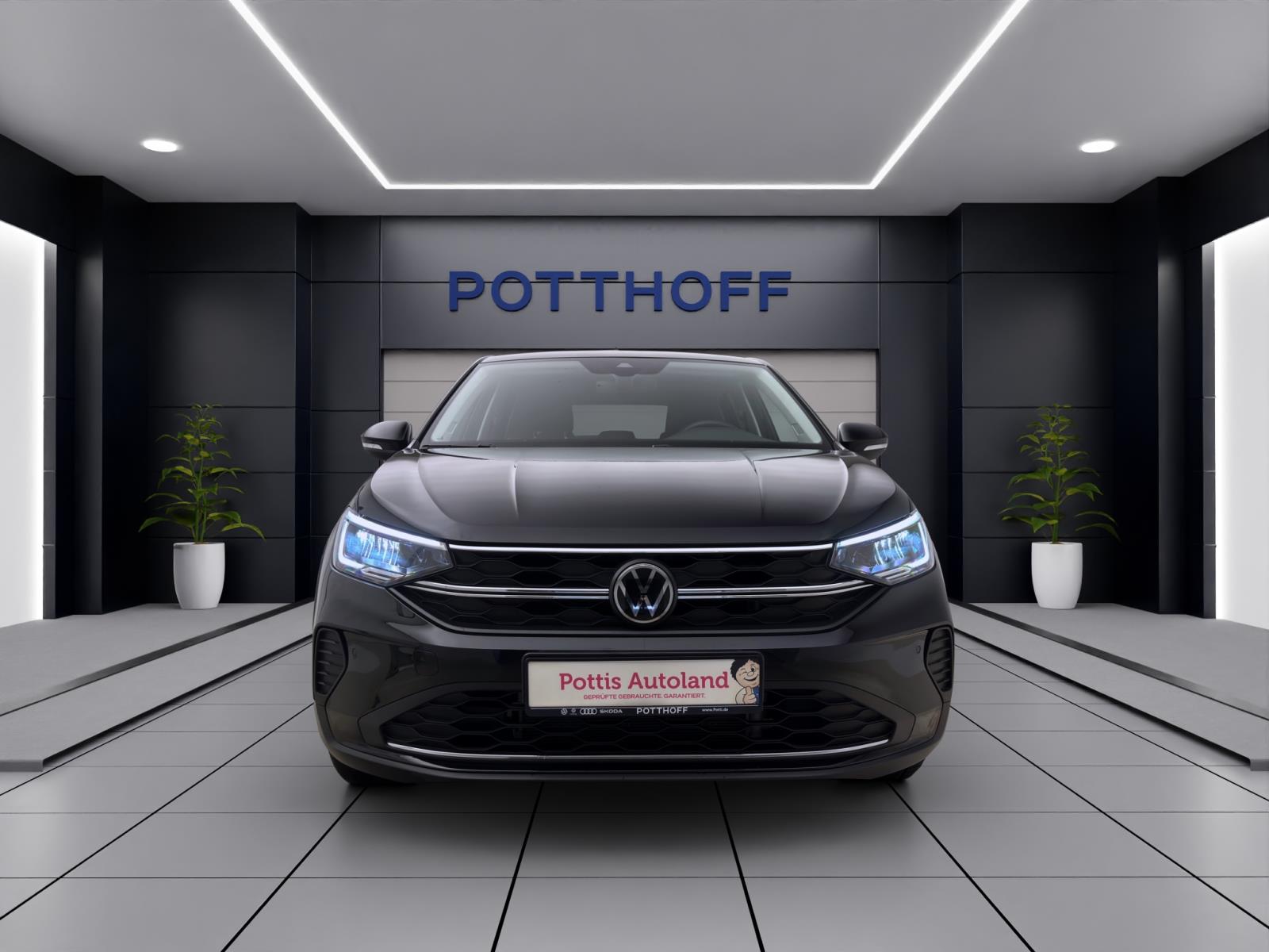 Volkswagen Taigo 1.0 TSI DSG MOVE PANO AHK KAMERA ACC