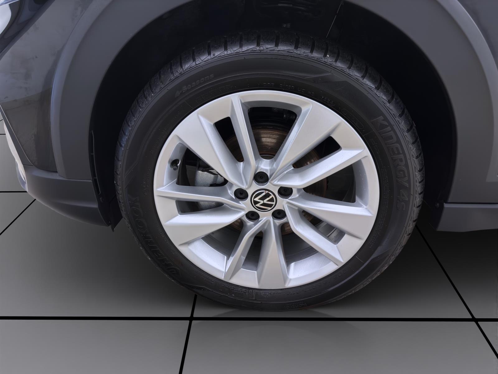 Volkswagen Taigo 1.0 TSI DSG MOVE PANO AHK KAMERA ACC