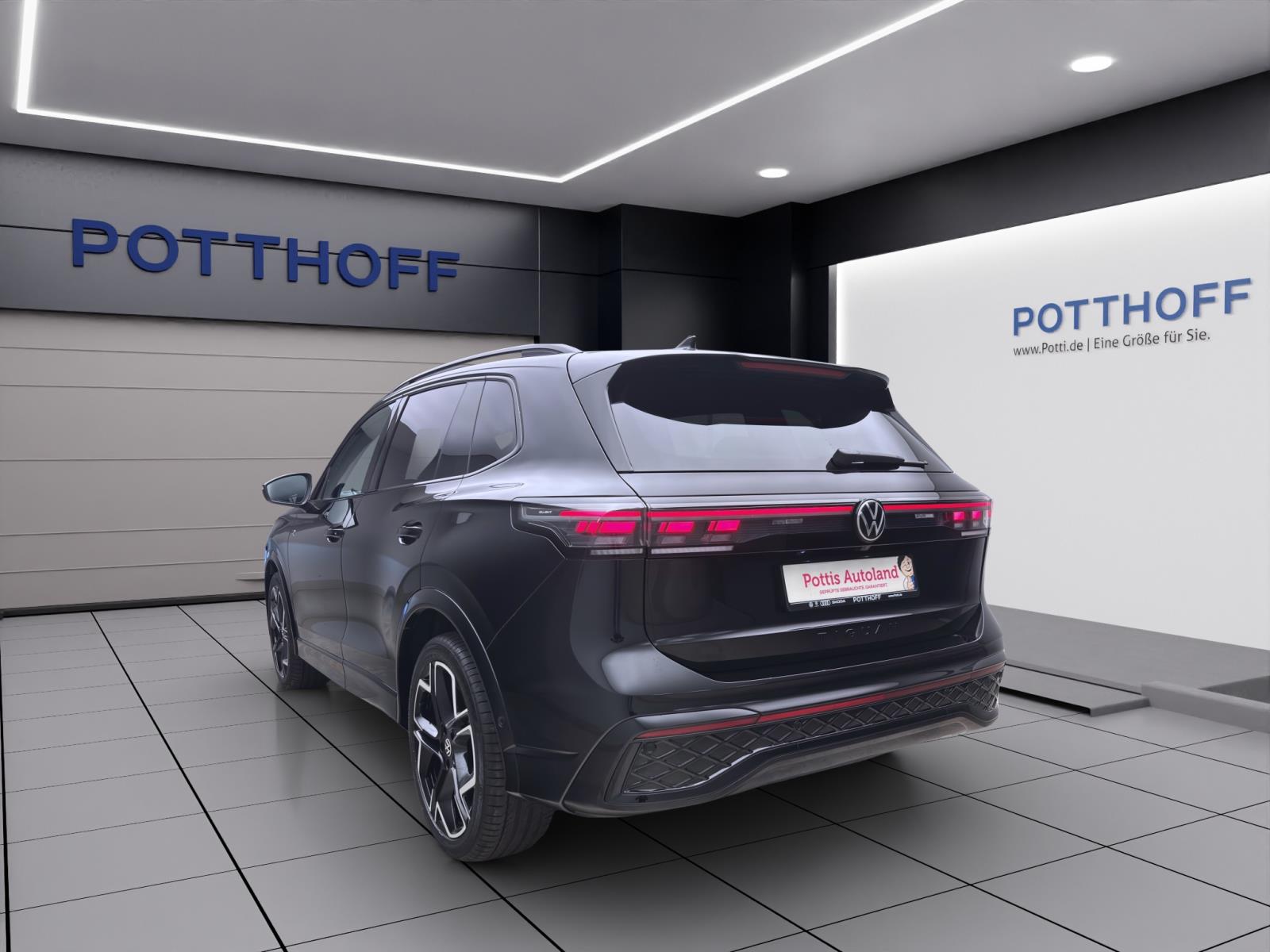 Volkswagen Tiguan 1.5 eTSI DSG R-LINE NAVI IQ.LIGHT KAMERA AHK