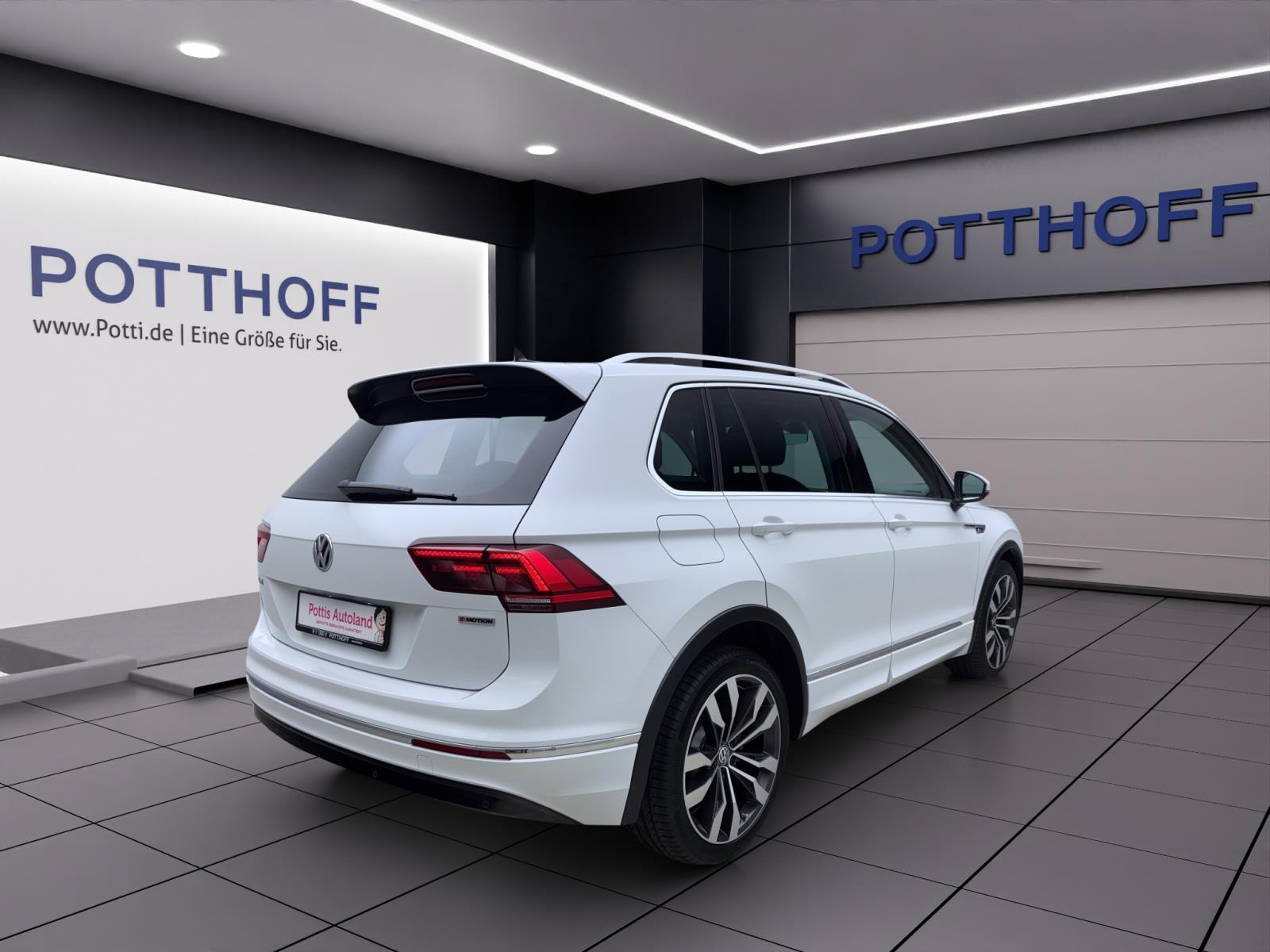 Volkswagen Tiguan 2.0 TDI DSG R-Line 4MotionPano AHK ACC PDC LED Navi Winter