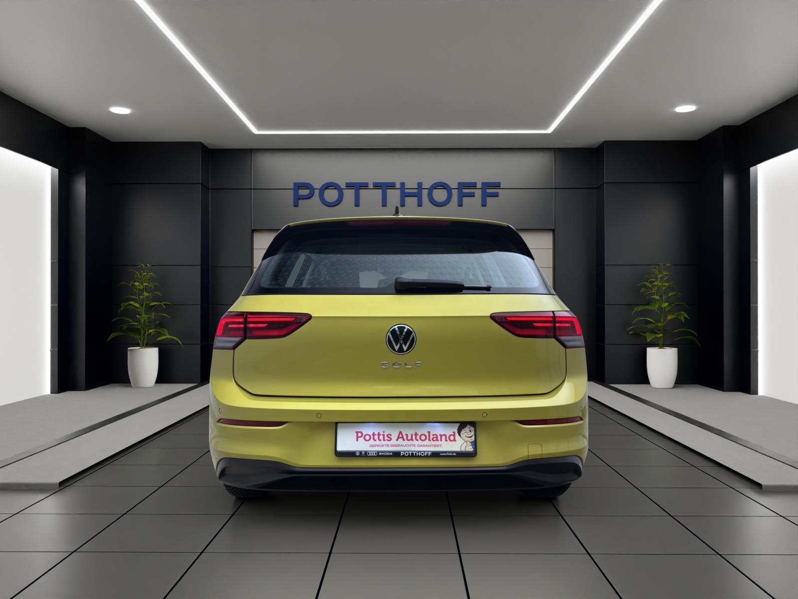 Volkswagen Golf 8 1.5 TSI Life Navi LED HUD ACC DCC PDC Sitzhzg
