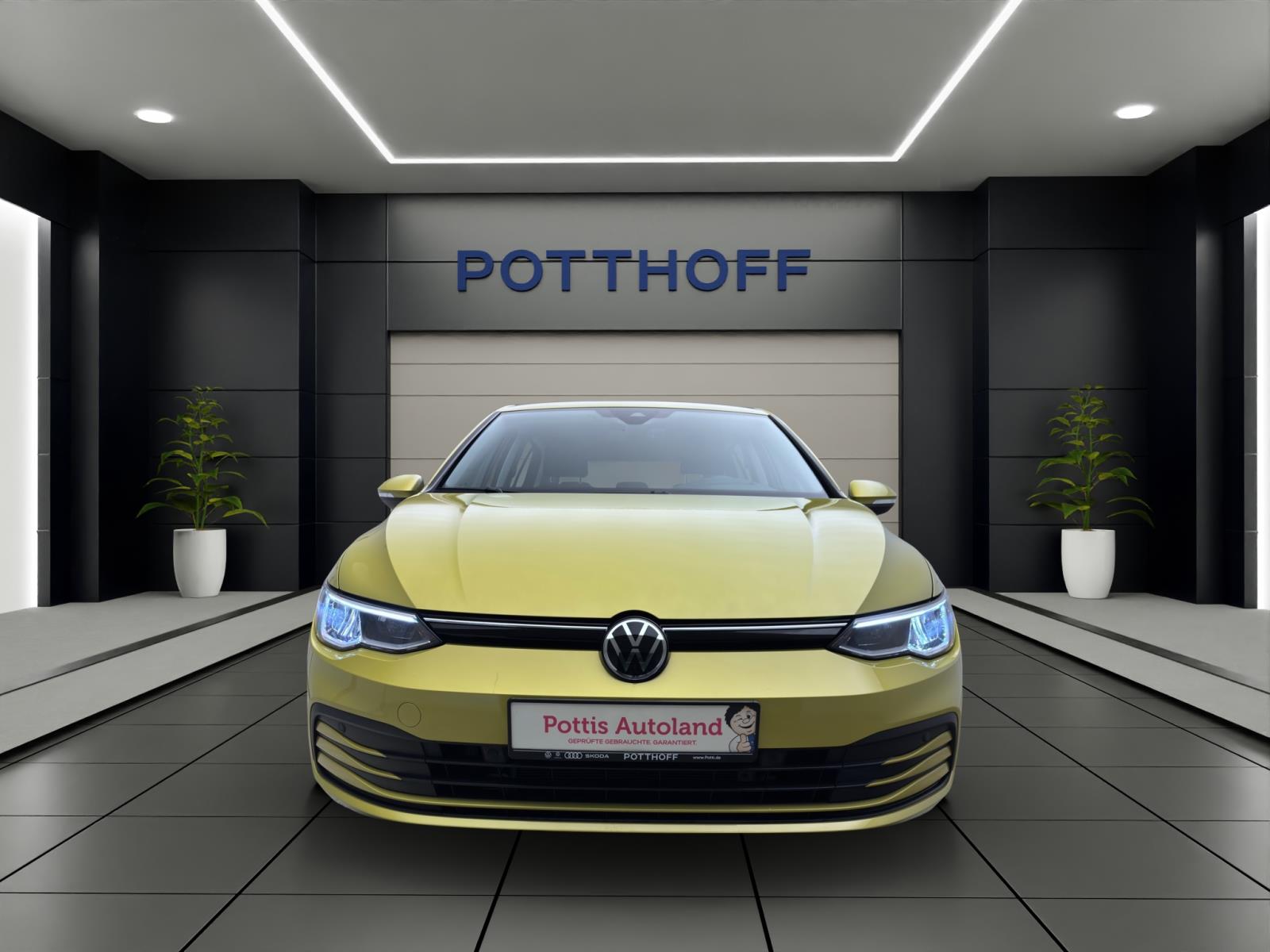 Volkswagen Golf 8 1.5 TSI Life Navi LED HUD ACC DCC PDC Sitzhzg