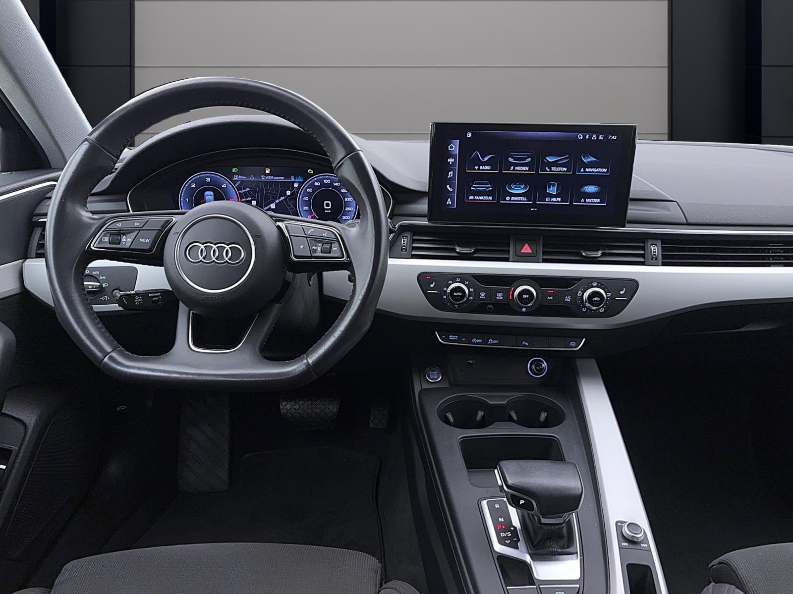 Audi A4 Avant 40 TDI S lineAHK ACC PDC LED Navi Sitzhzg